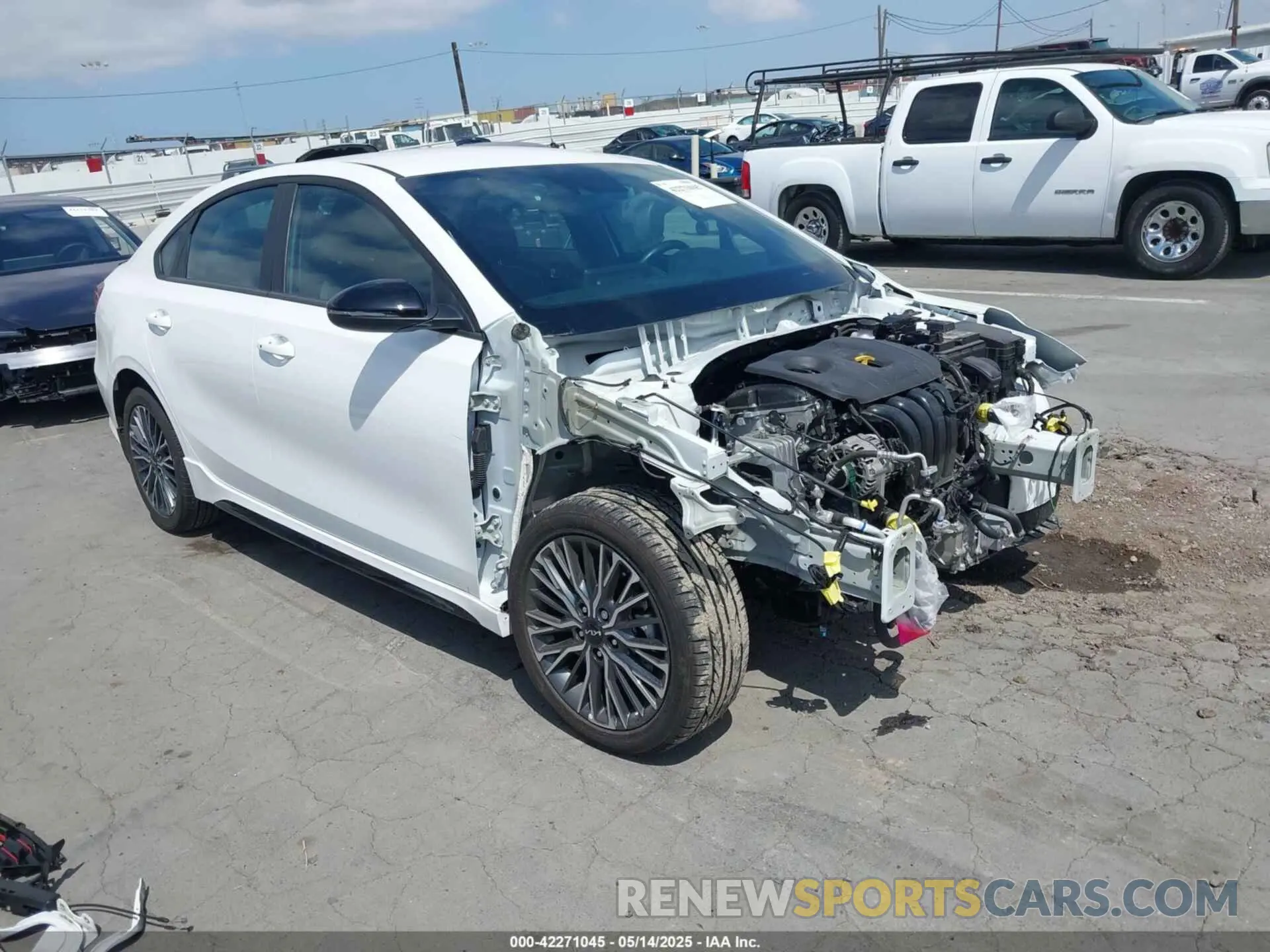 1 fotografías del automóvil dañado 3KPF54AD0RE804162 KIA FORTE 2024
