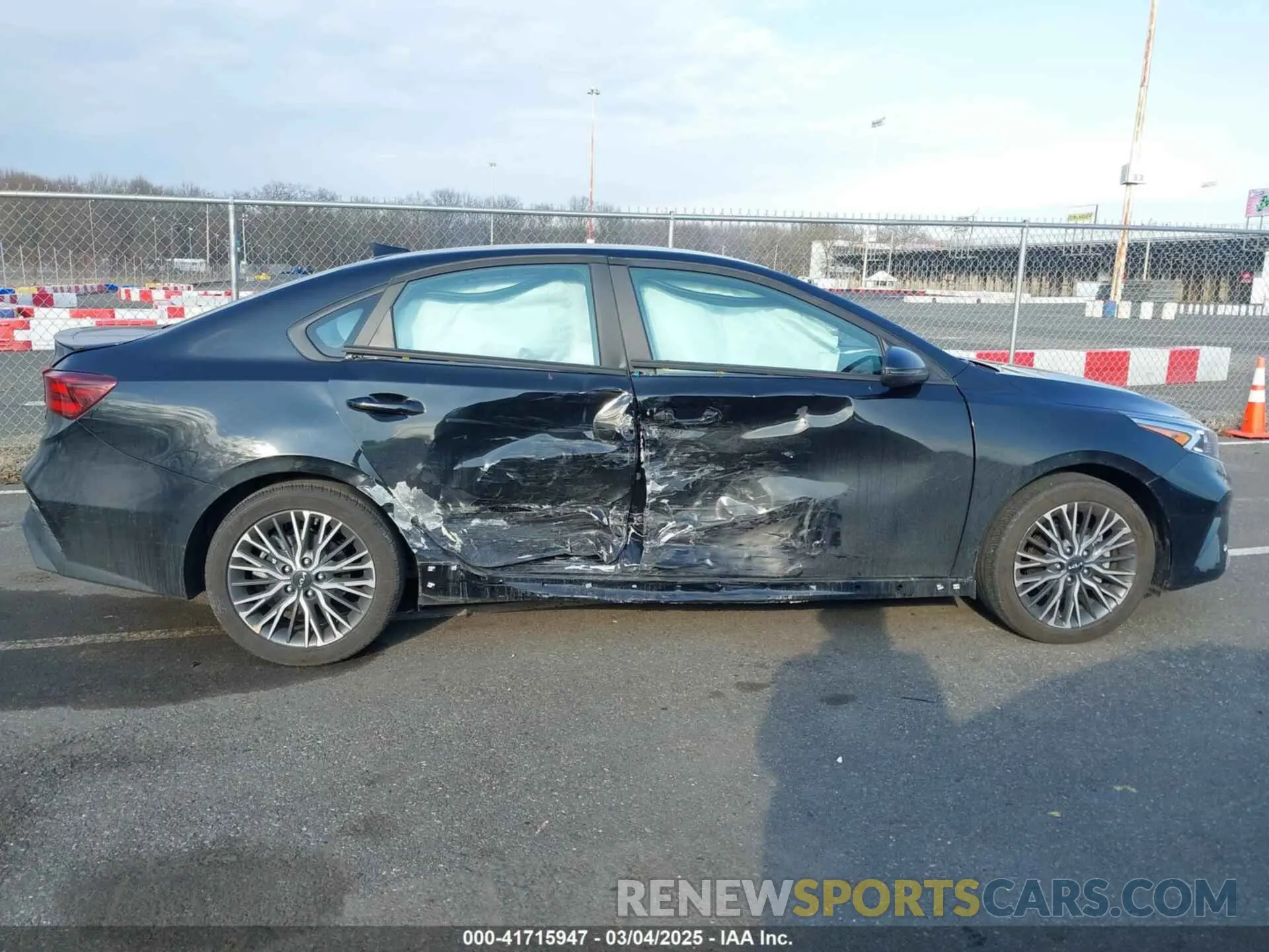 6 fotografías del automóvil dañado 3KPF54AD0RE832446 KIA FORTE 2024