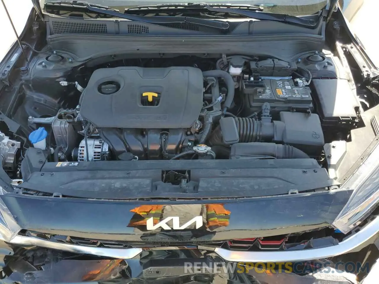 12 fotografías del automóvil dañado 3KPF54AD1RE727138 KIA FORTE 2024