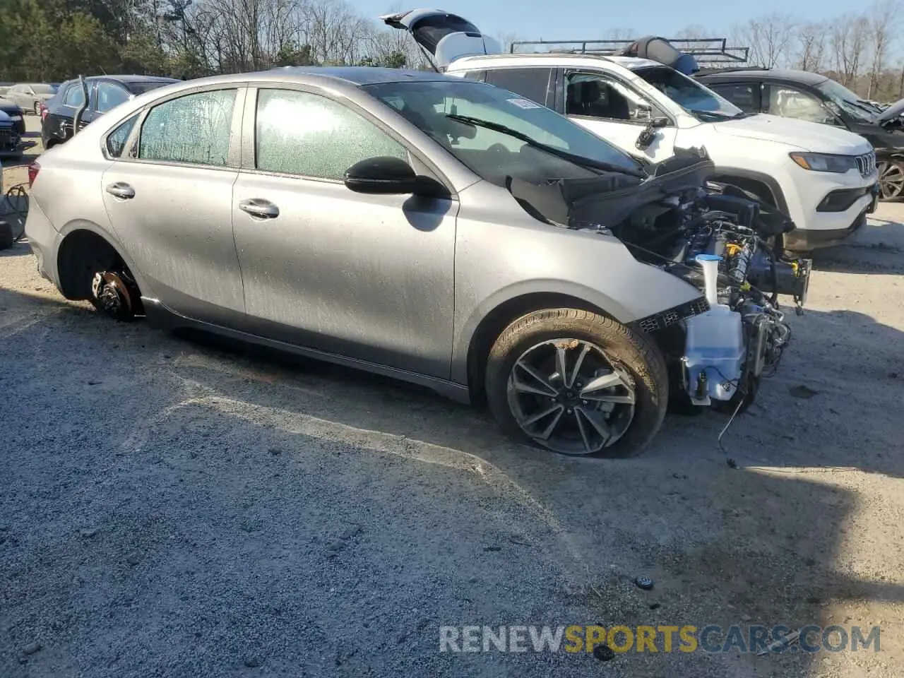 4 fotografías del automóvil dañado 3KPF54AD1RE772306 KIA FORTE 2024