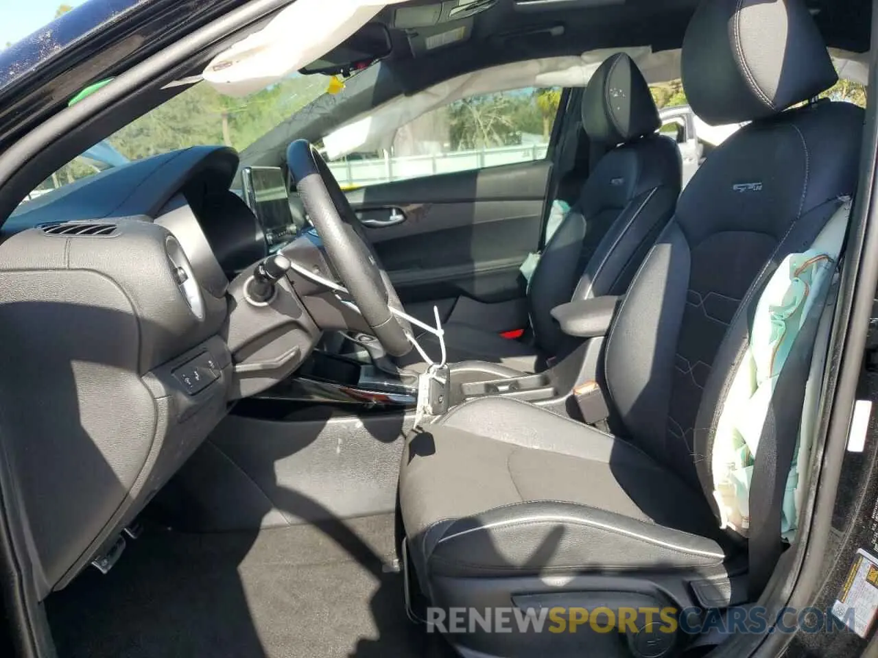 7 fotografías del automóvil dañado 3KPF54AD1RE815896 KIA FORTE 2024