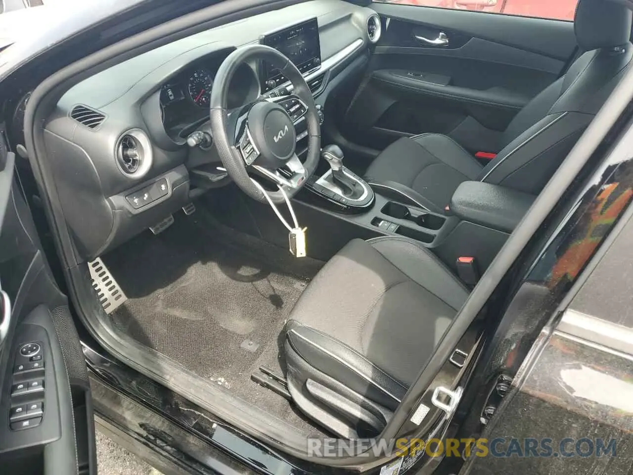 7 fotografías del automóvil dañado 3KPF54AD2RE738116 KIA FORTE 2024