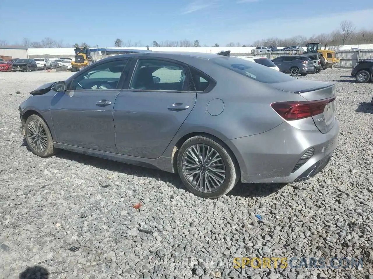 2 fotografías del automóvil dañado 3KPF54AD2RE743493 KIA FORTE 2024