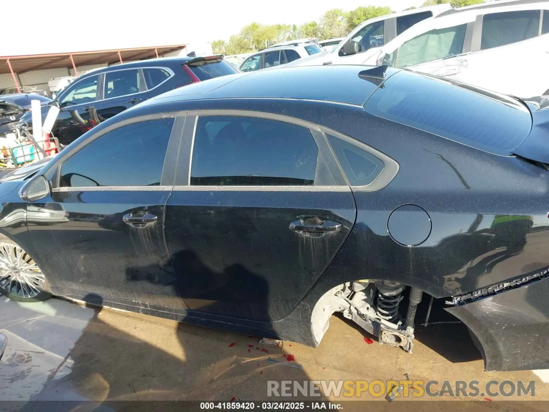 14 fotografías del automóvil dañado 3KPF54AD2RE757992 KIA FORTE 2024