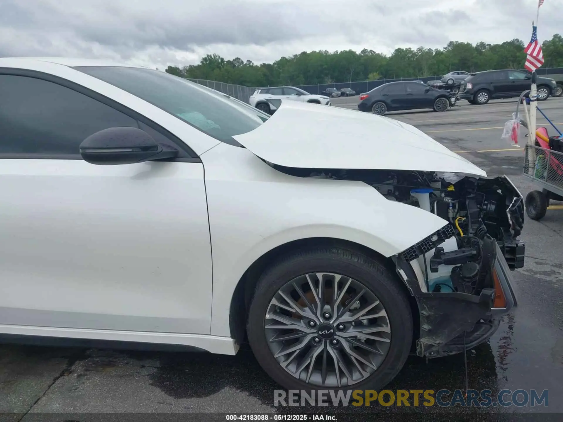 18 fotografías del automóvil dañado 3KPF54AD2RE800601 KIA FORTE 2024