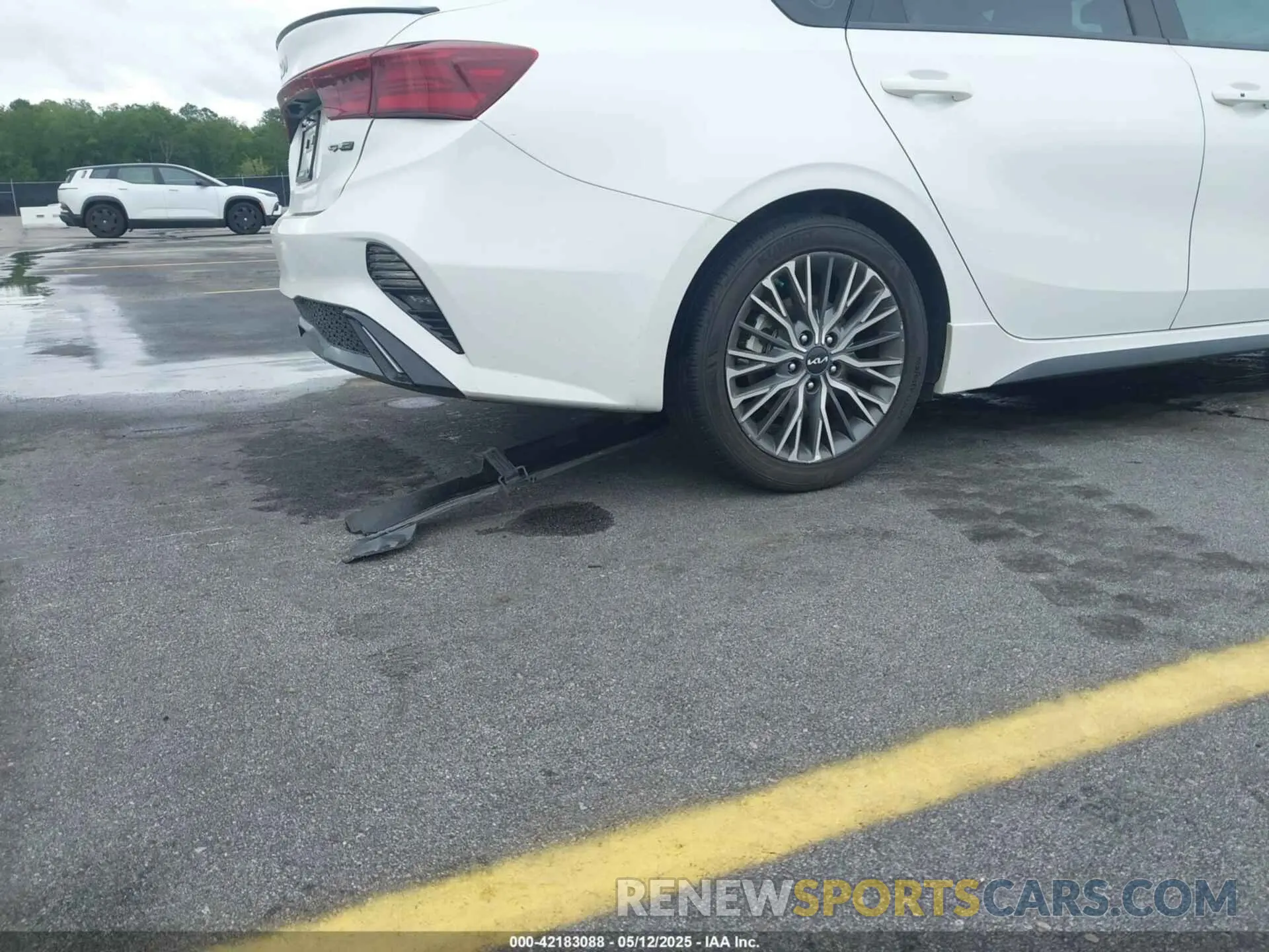 19 fotografías del automóvil dañado 3KPF54AD2RE800601 KIA FORTE 2024
