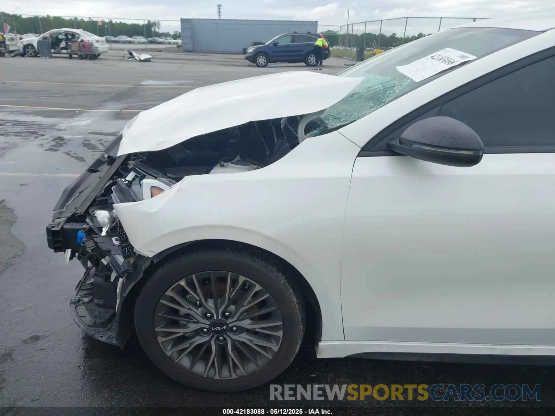 21 fotografías del automóvil dañado 3KPF54AD2RE800601 KIA FORTE 2024