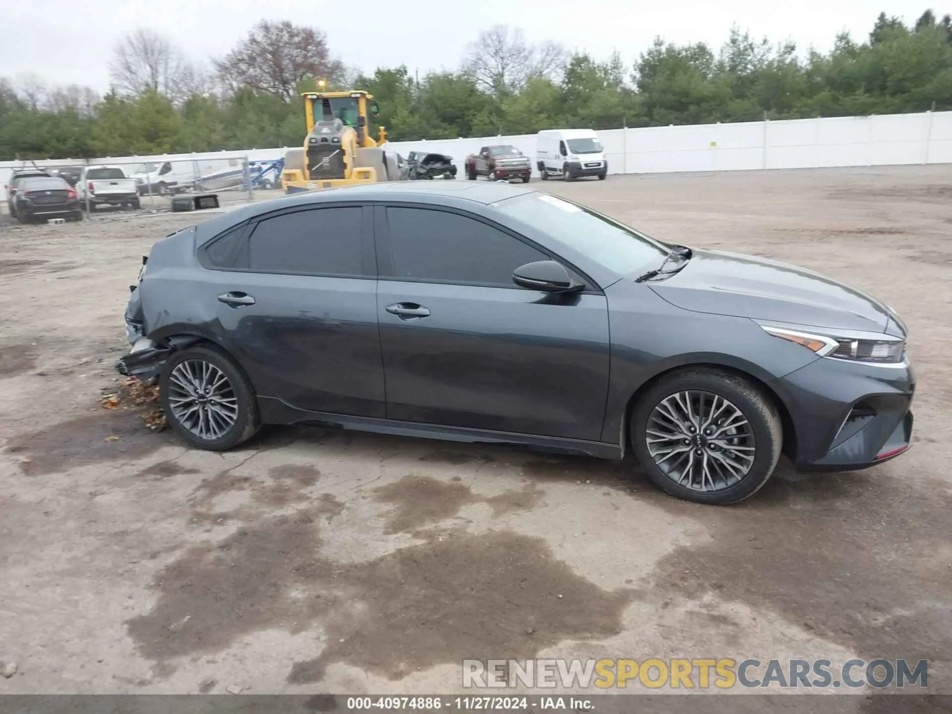 14 fotografías del automóvil dañado 3KPF54AD2RE808021 KIA FORTE 2024