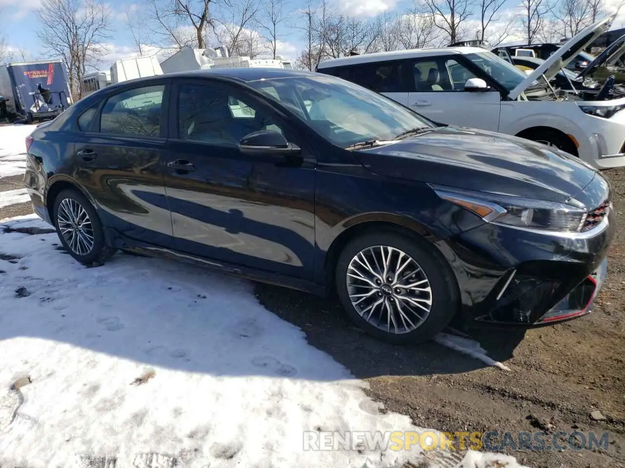 4 fotografías del automóvil dañado 3KPF54AD2RE815244 KIA FORTE 2024