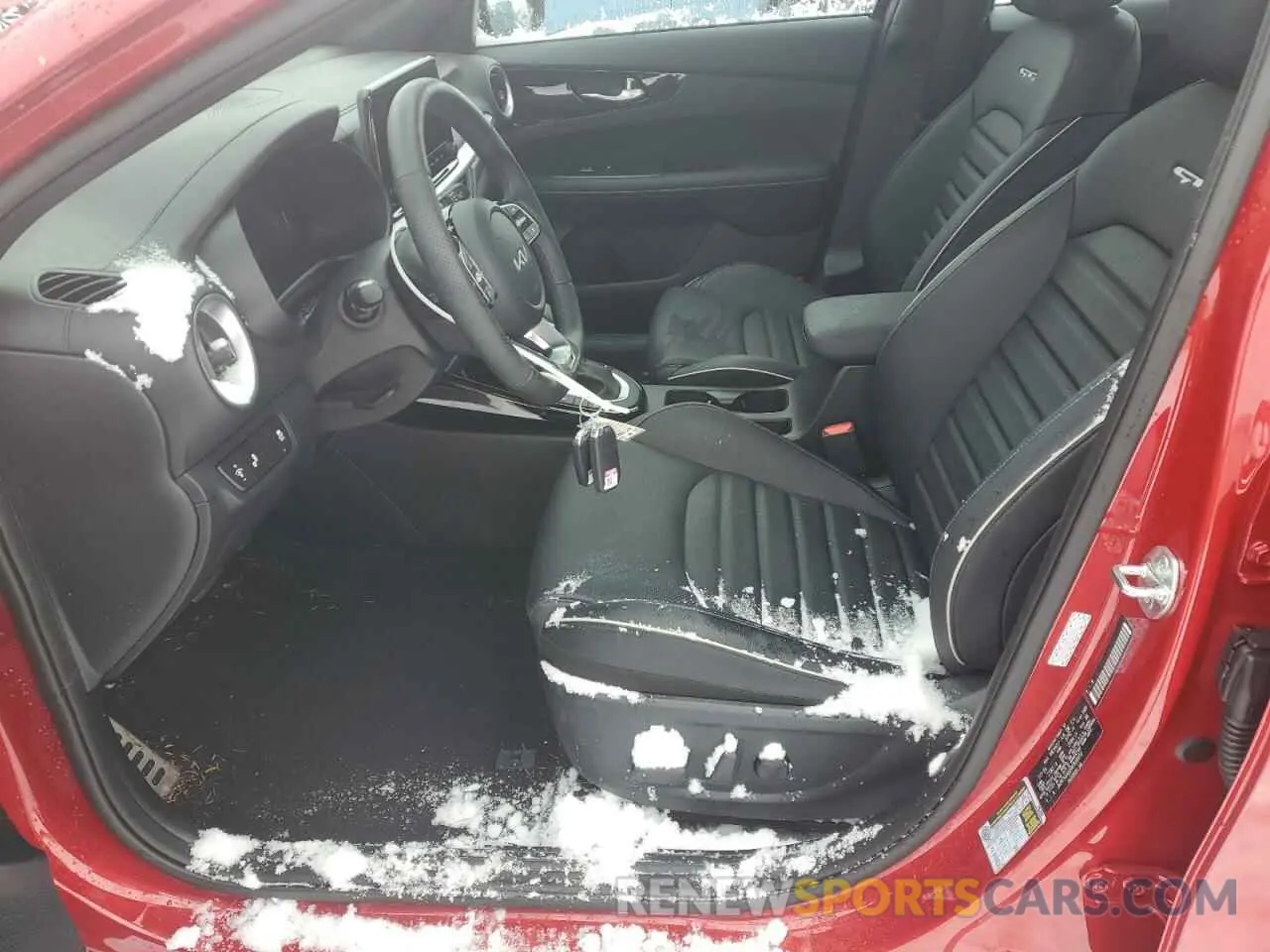 7 fotografías del automóvil dañado 3KPF54AD2RE828950 KIA FORTE 2024