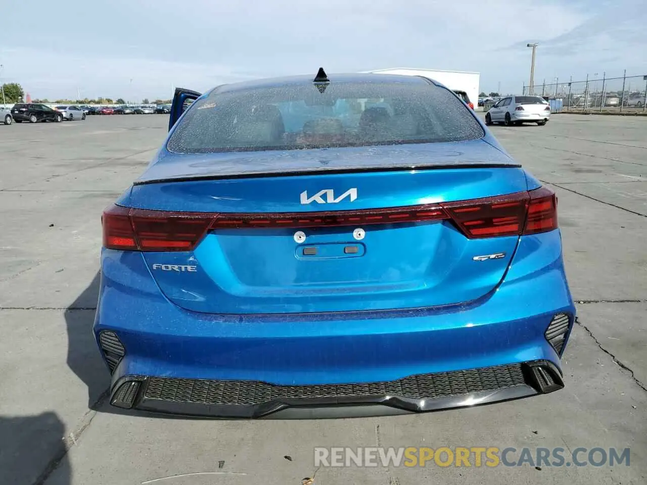 6 fotografías del automóvil dañado 3KPF54AD3RE727772 KIA FORTE 2024