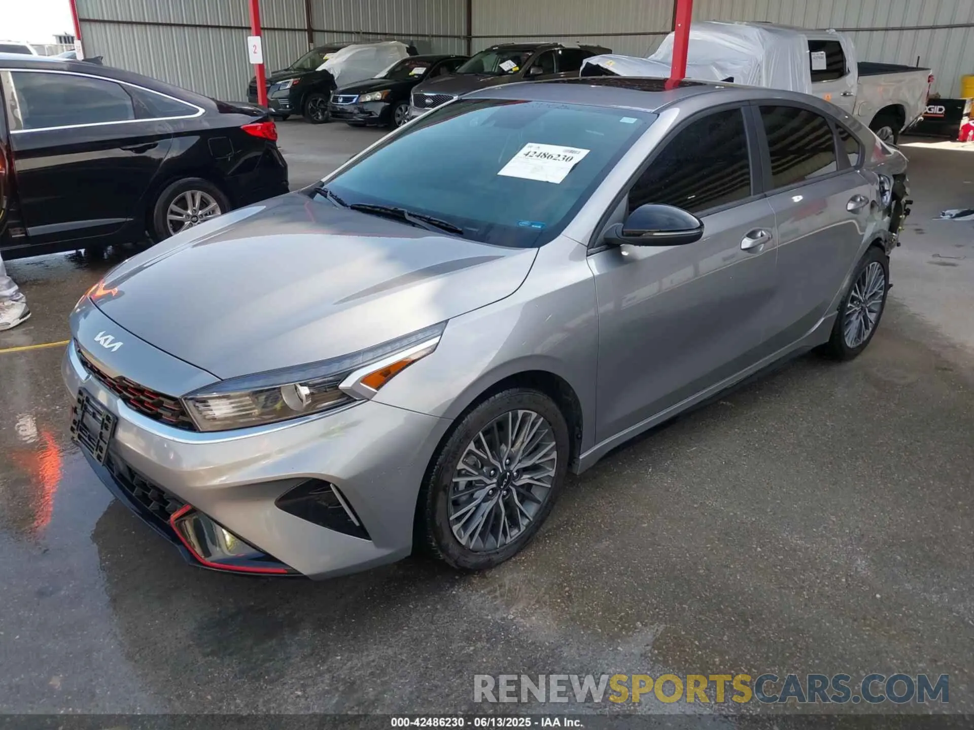 2 fotografías del automóvil dañado 3KPF54AD4RE745262 KIA FORTE 2024