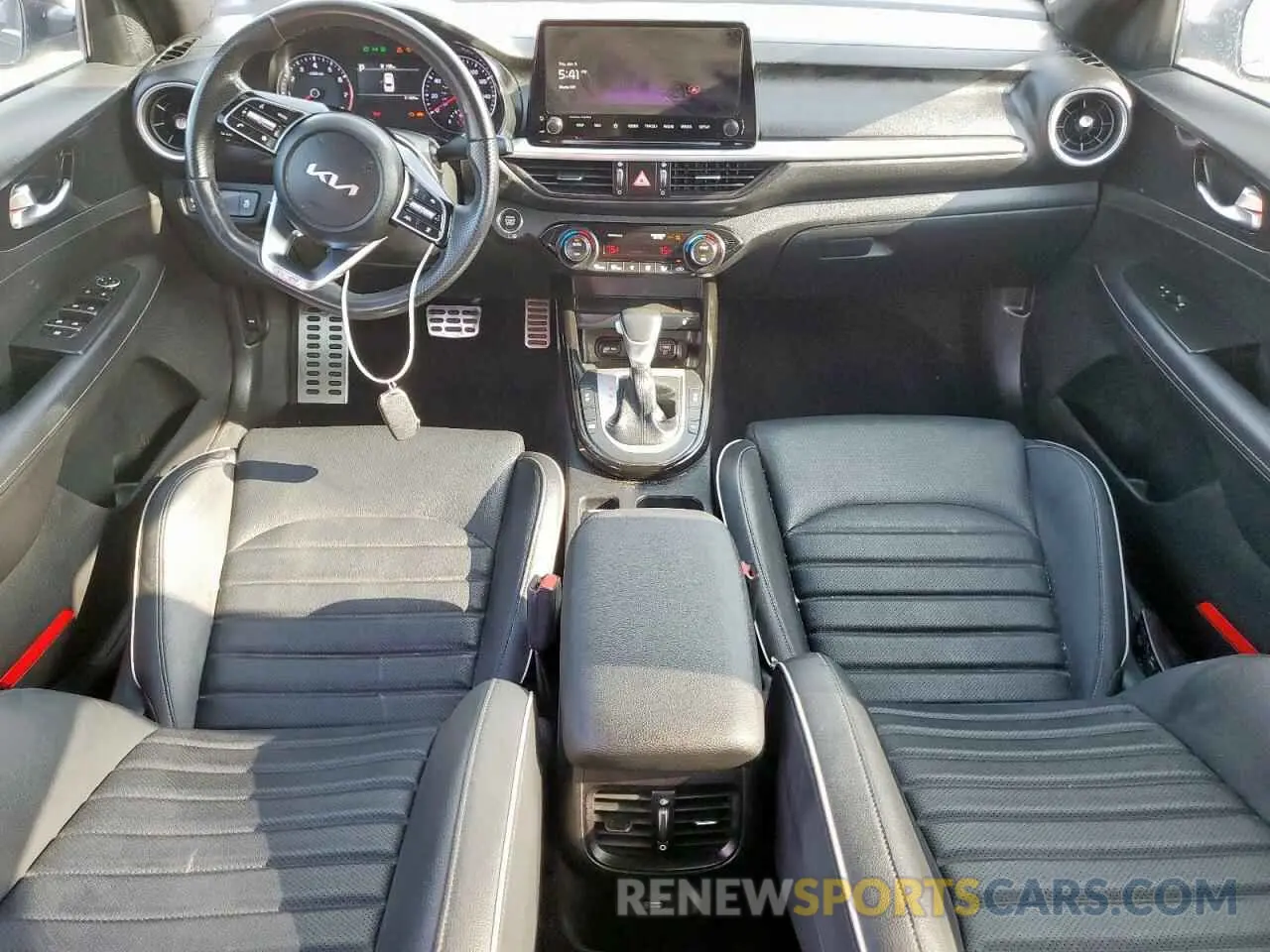 8 fotografías del automóvil dañado 3KPF54AD4RE759954 KIA FORTE 2024