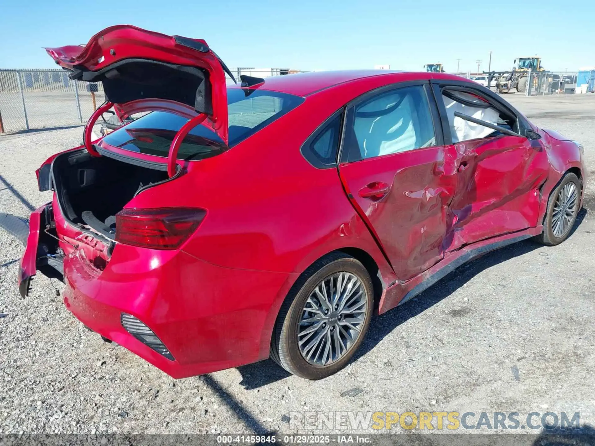 4 fotografías del automóvil dañado 3KPF54AD4RE780612 KIA FORTE 2024
