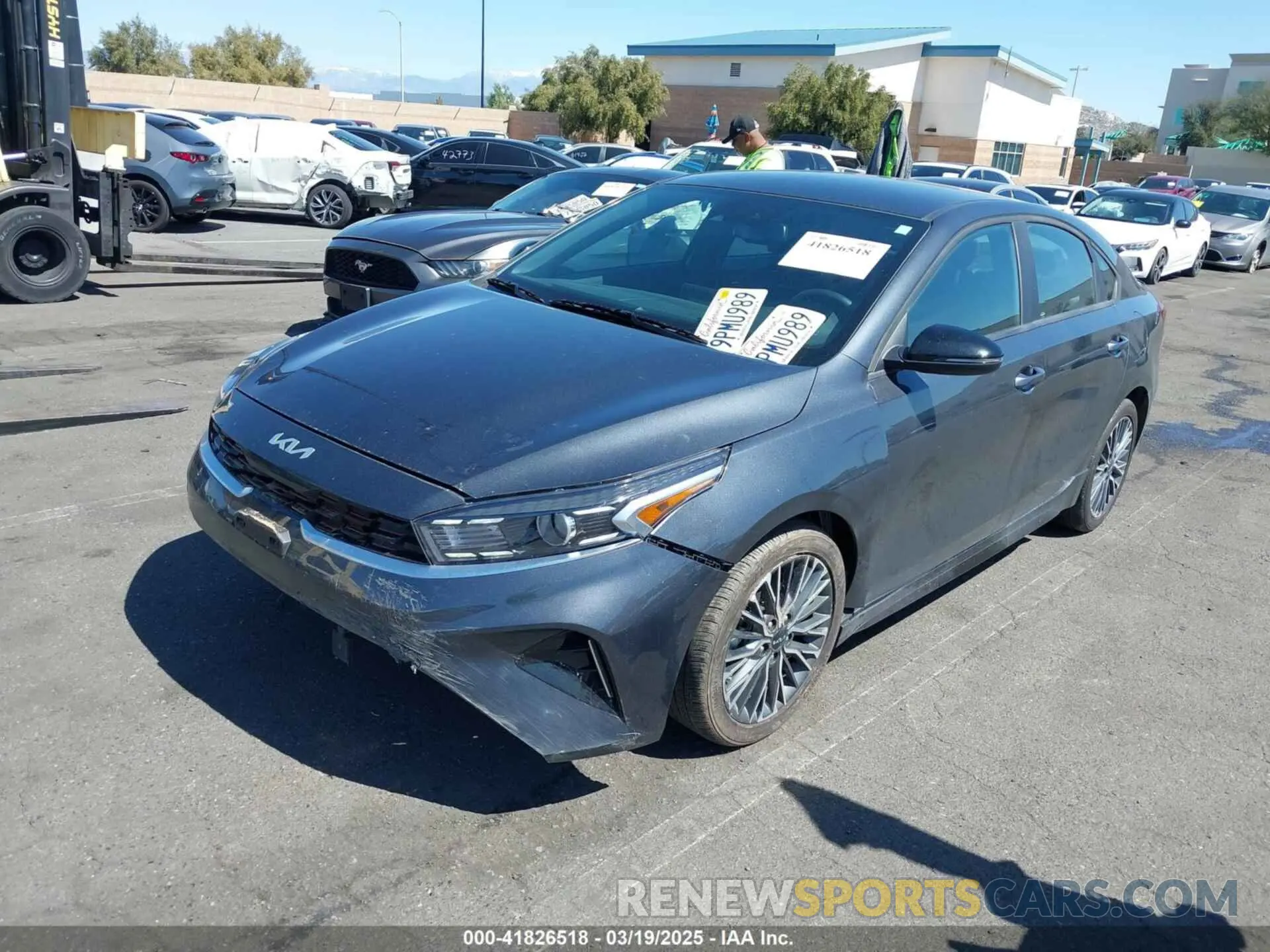 2 fotografías del automóvil dañado 3KPF54AD4RE803242 KIA FORTE 2024