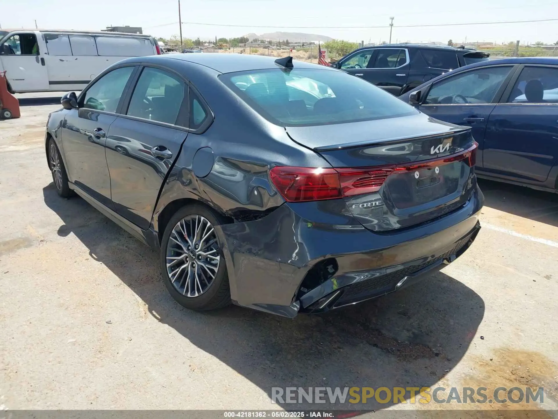 3 fotografías del automóvil dañado 3KPF54AD5RE729166 KIA FORTE 2024