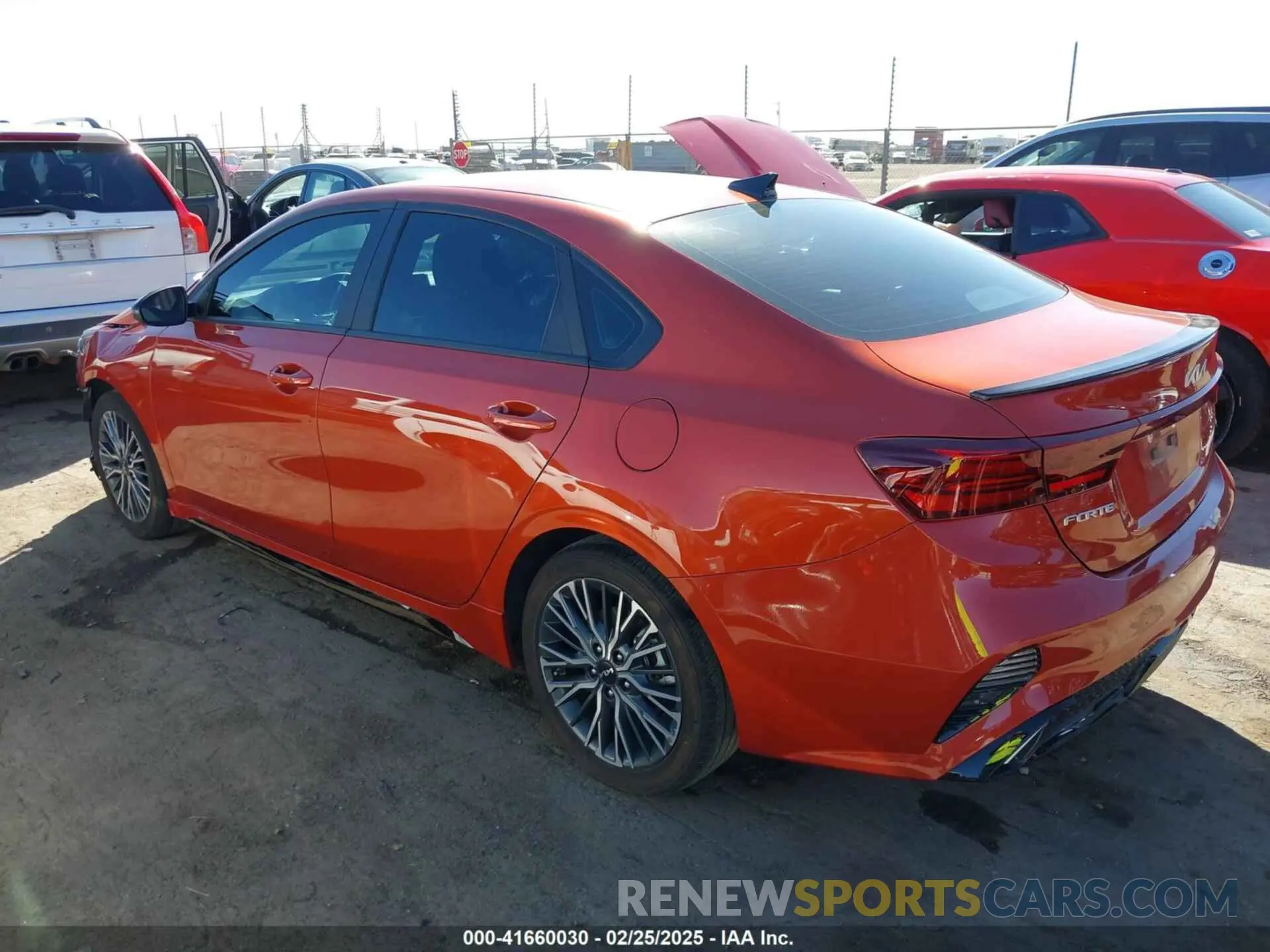 3 fotografías del automóvil dañado 3KPF54AD6RE697439 KIA FORTE 2024