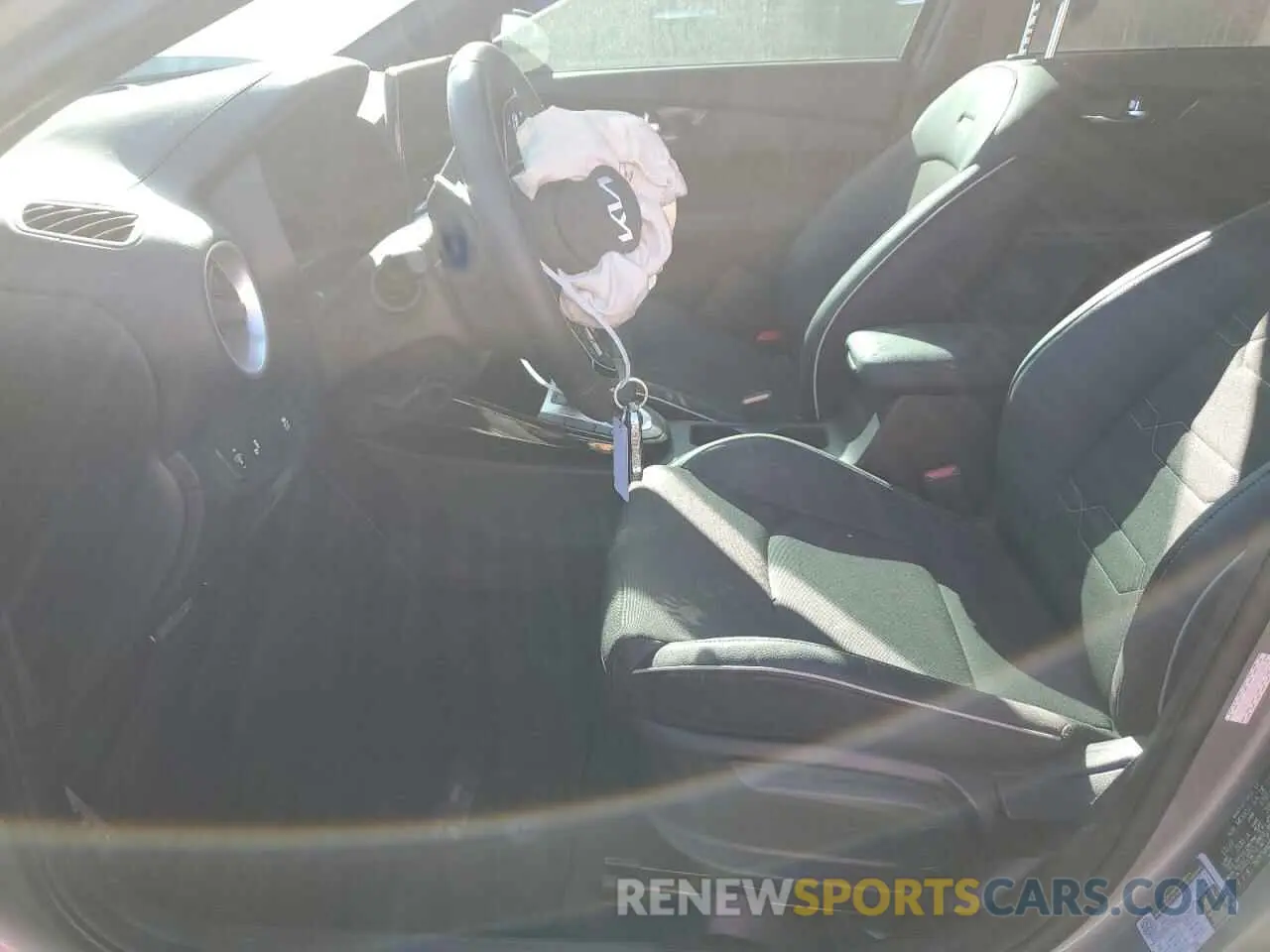 7 fotografías del automóvil dañado 3KPF54AD6RE734070 KIA FORTE 2024