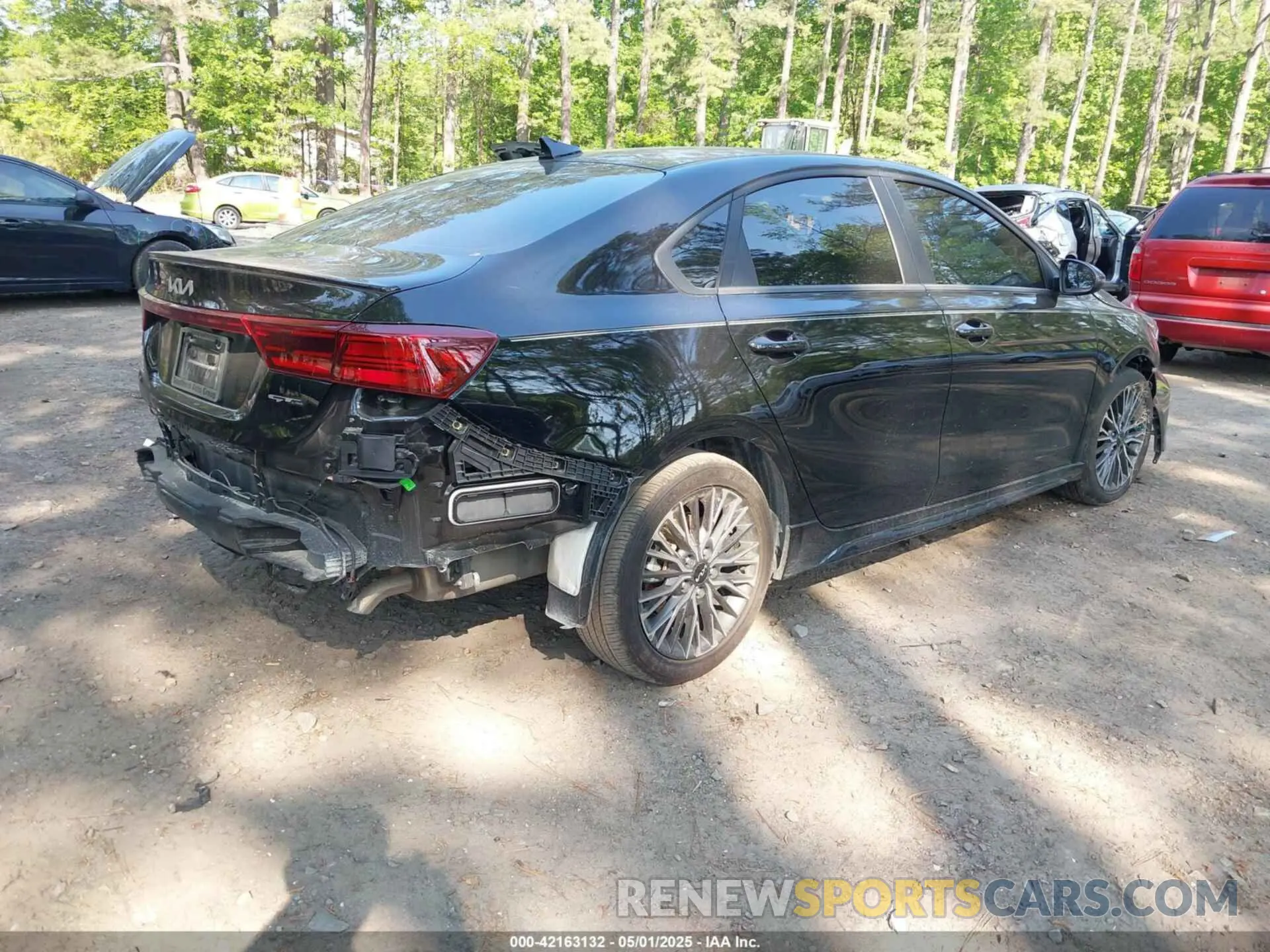 4 fotografías del automóvil dañado 3KPF54AD7RE701806 KIA FORTE 2024