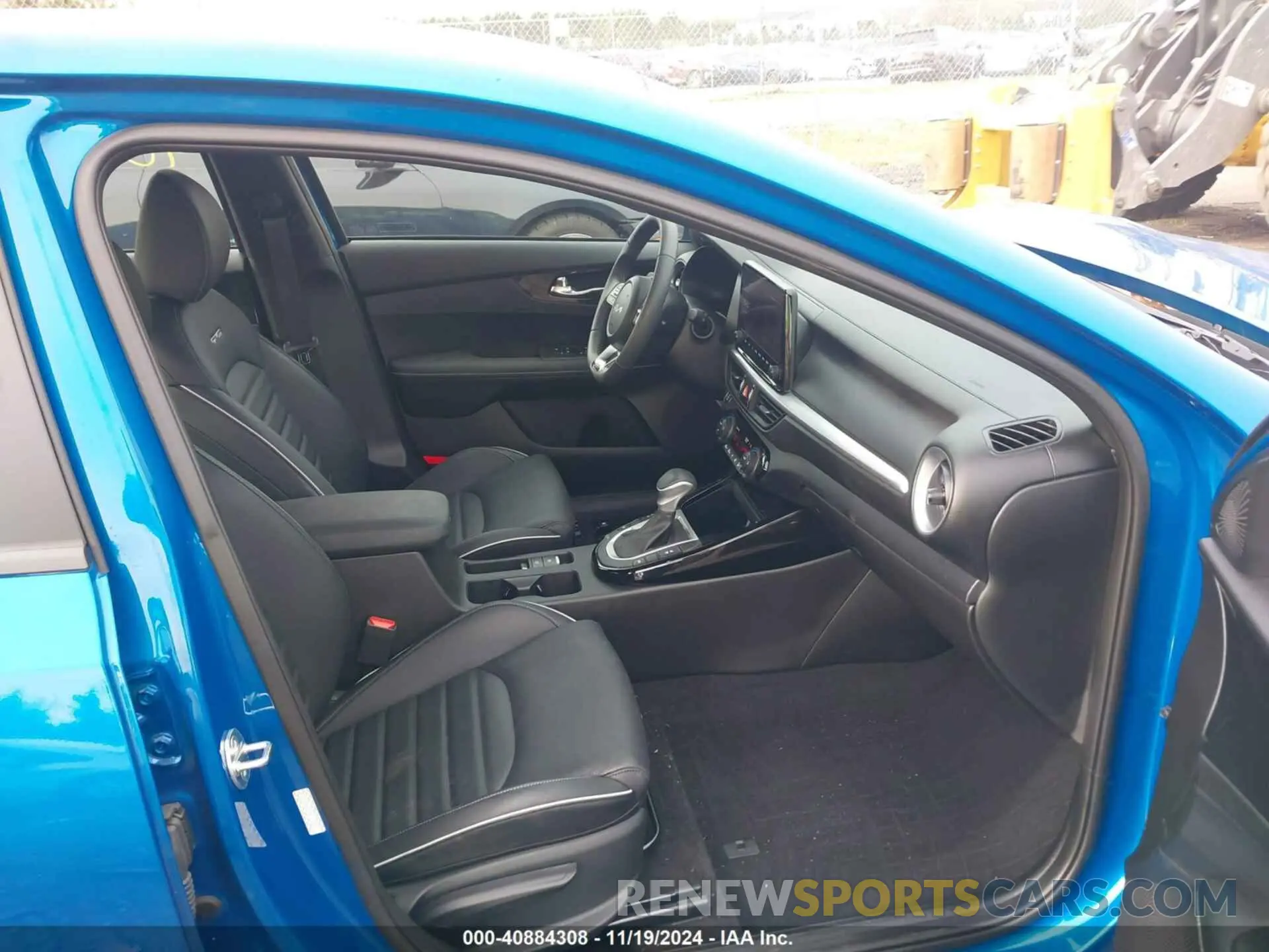 5 fotografías del automóvil dañado 3KPF54AD7RE703331 KIA FORTE 2024