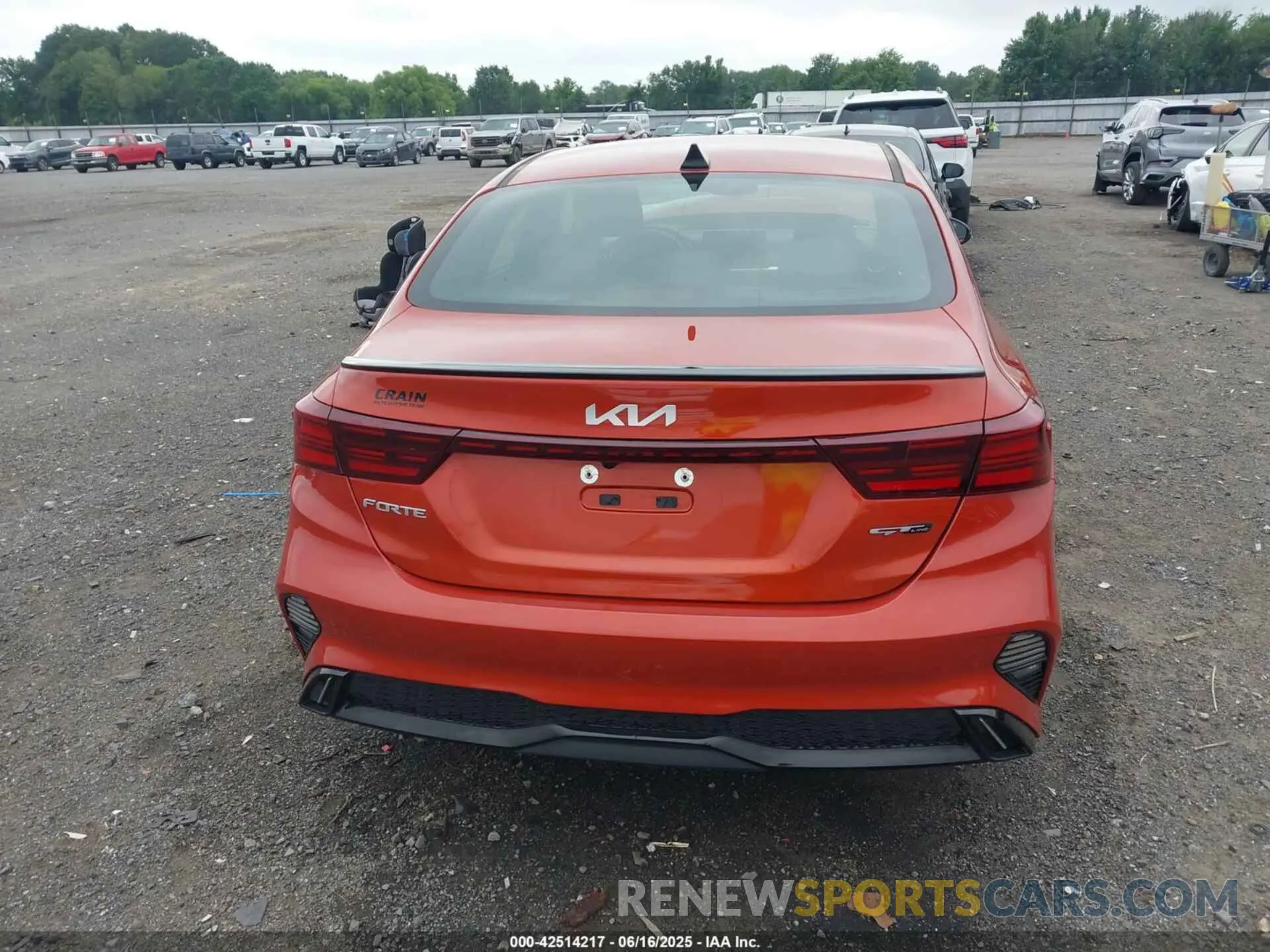 16 fotografías del automóvil dañado 3KPF54AD7RE736524 KIA FORTE 2024