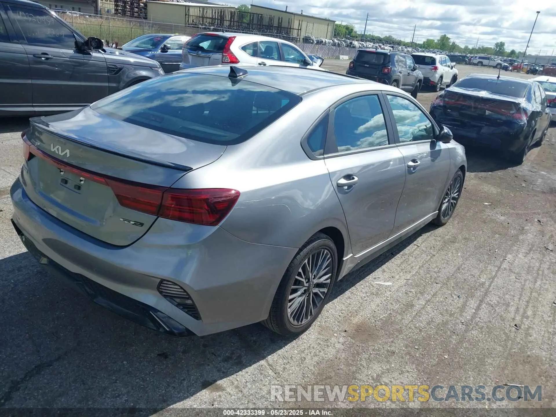 4 fotografías del automóvil dañado 3KPF54AD7RE811562 KIA FORTE 2024
