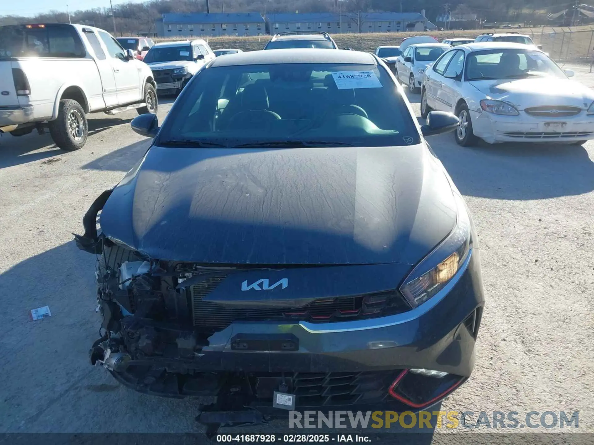 13 fotografías del automóvil dañado 3KPF54AD7RE820116 KIA FORTE 2024