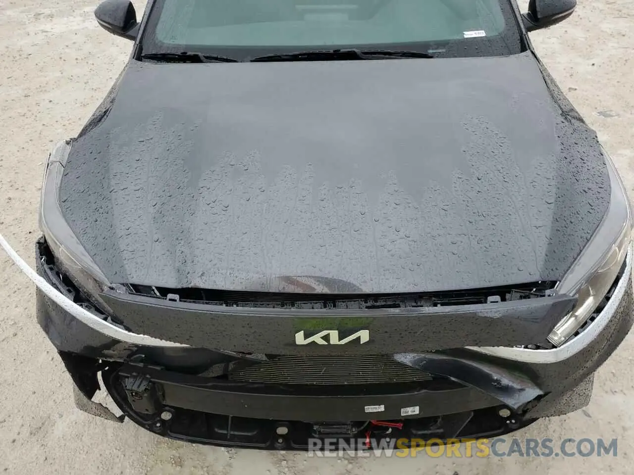 12 fotografías del automóvil dañado 3KPF54AD7RE823355 KIA FORTE 2024