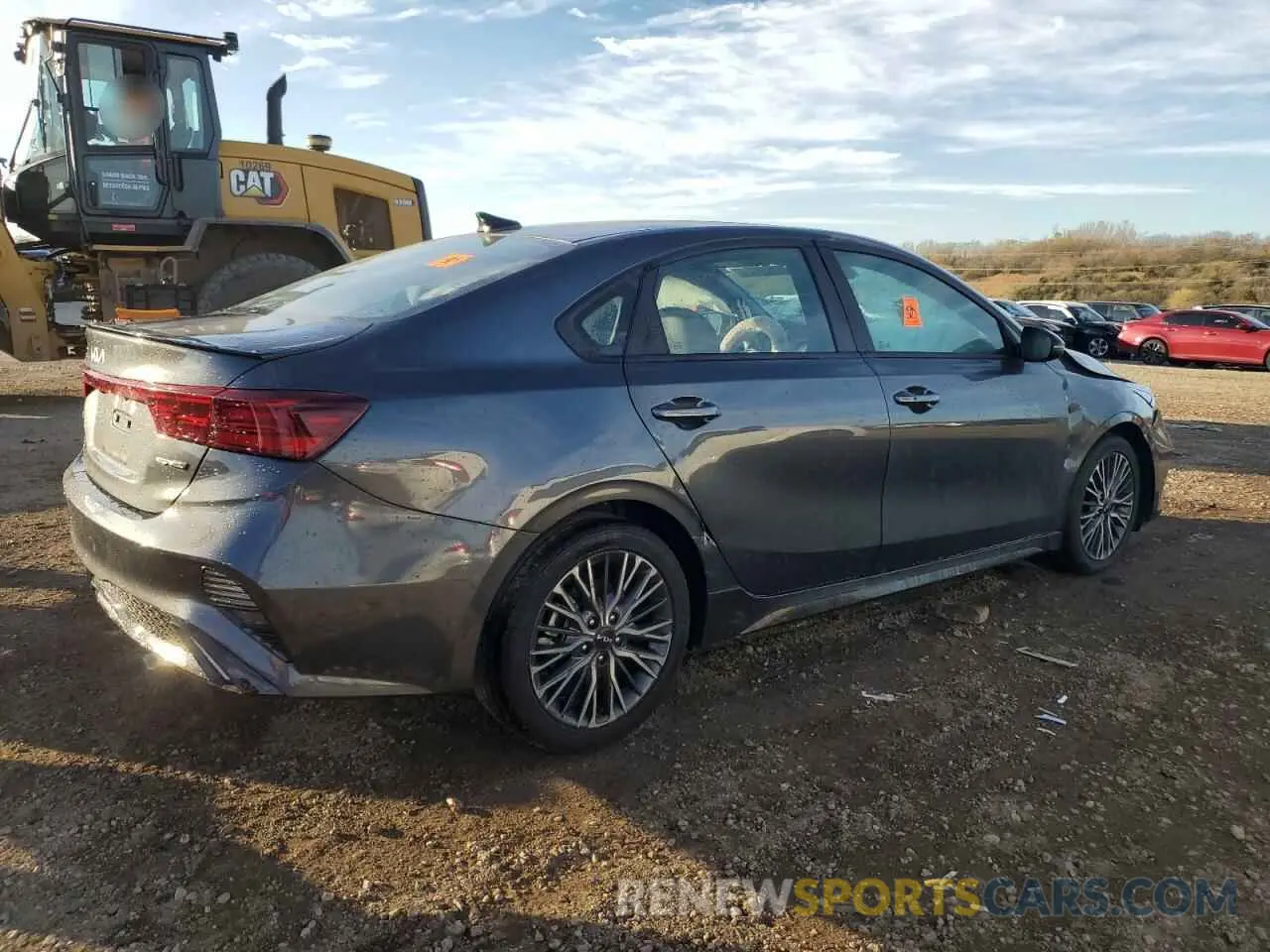3 fotografías del automóvil dañado 3KPF54AD8RE743403 KIA FORTE 2024