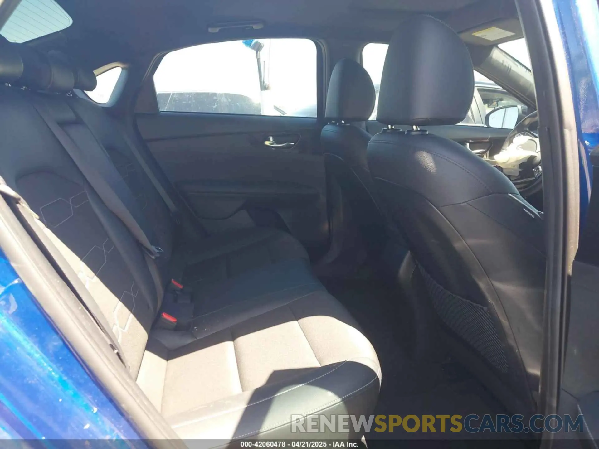8 fotografías del automóvil dañado 3KPF54AD9RE764941 KIA FORTE 2024