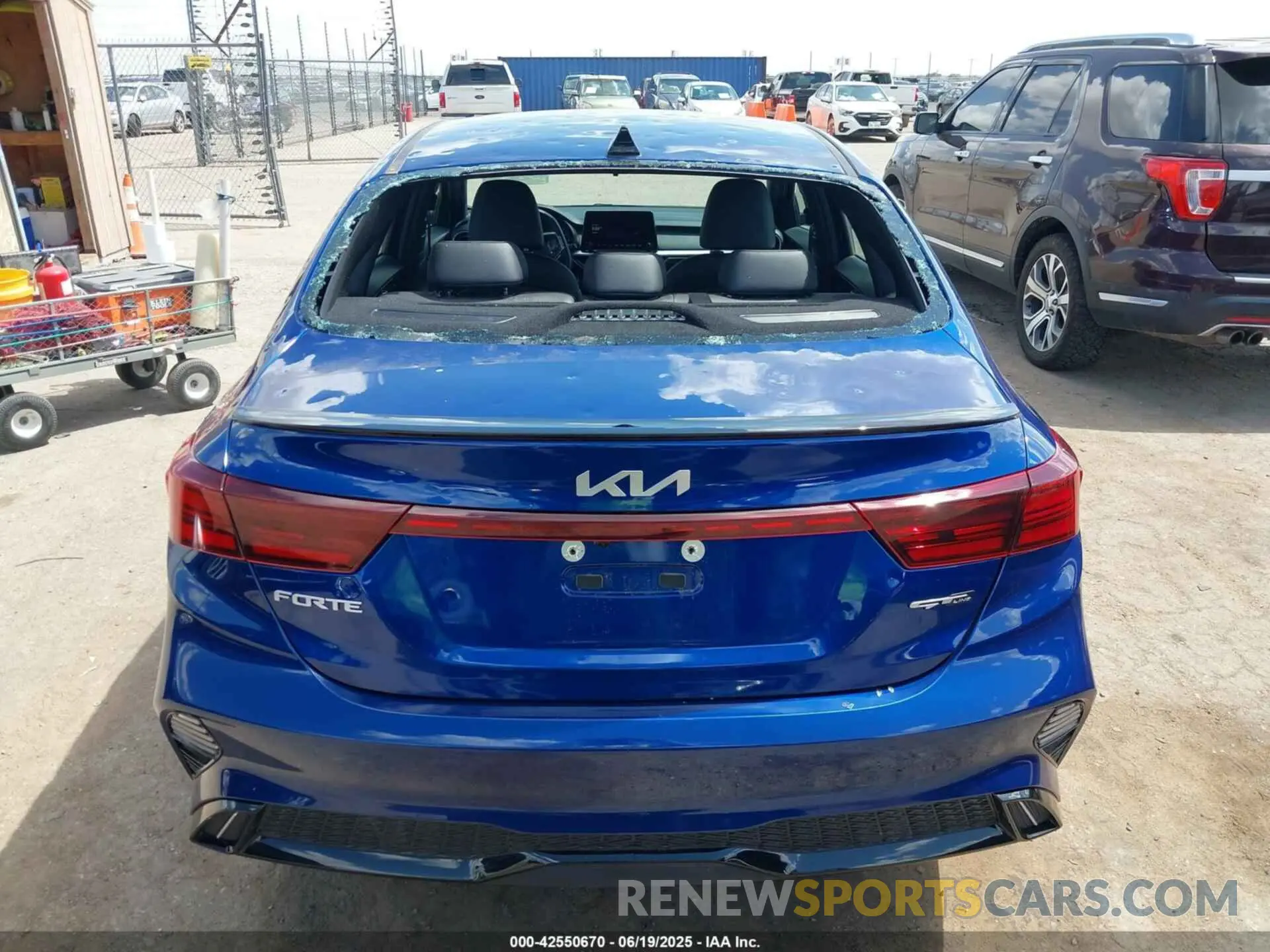 16 fotografías del automóvil dañado 3KPF54AD9RE807478 KIA FORTE 2024