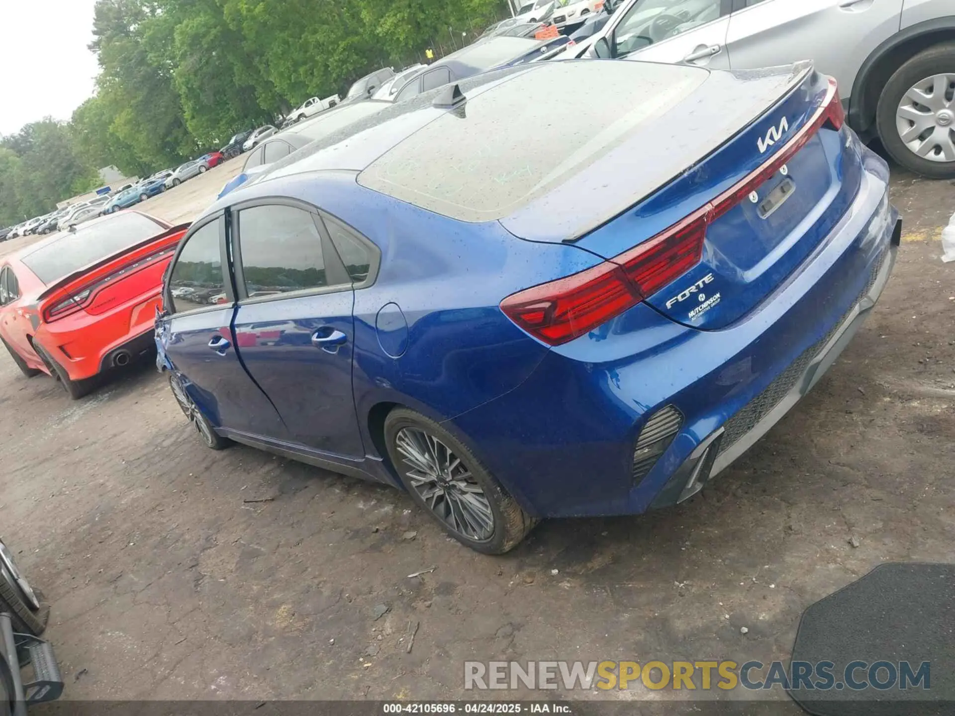 13 fotografías del automóvil dañado 3KPF54ADXRE758646 KIA FORTE 2024