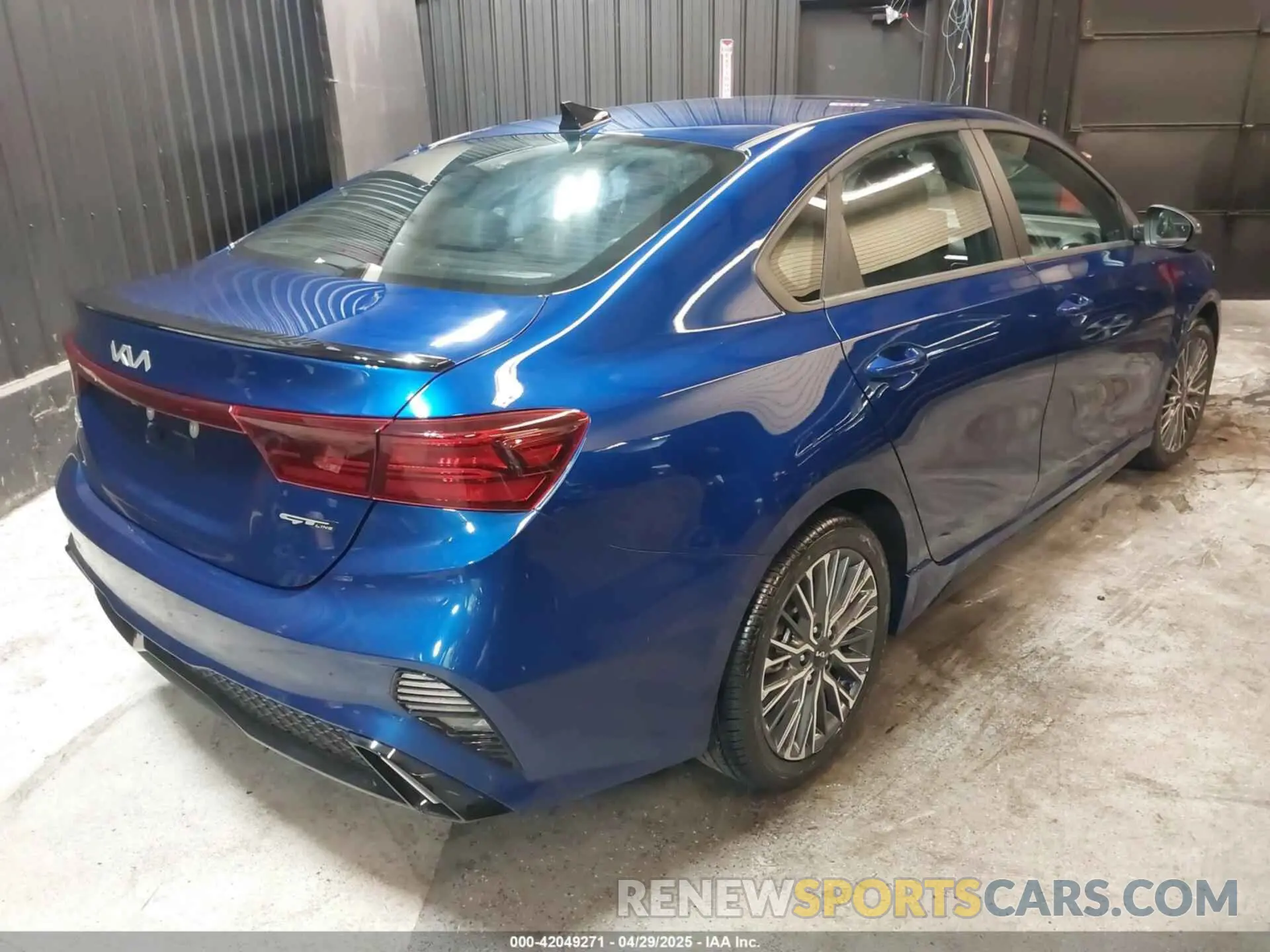 4 fotografías del automóvil dañado 3KPF54ADXRE824421 KIA FORTE 2024