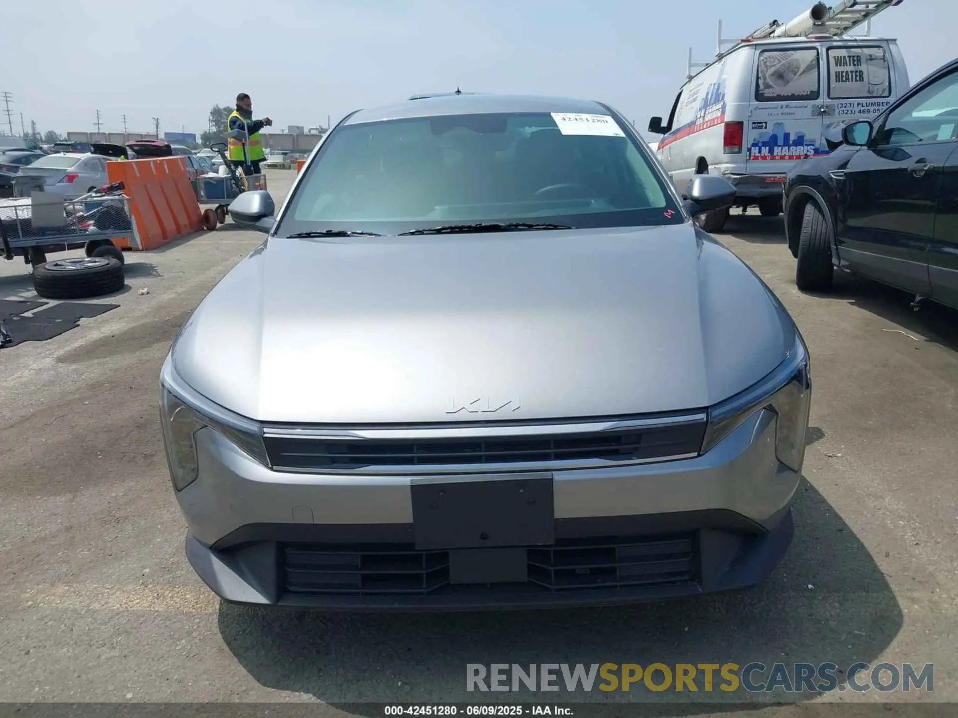 13 fotografías del automóvil dañado 3KPFT4DE1SE094771 KIA K4 2025