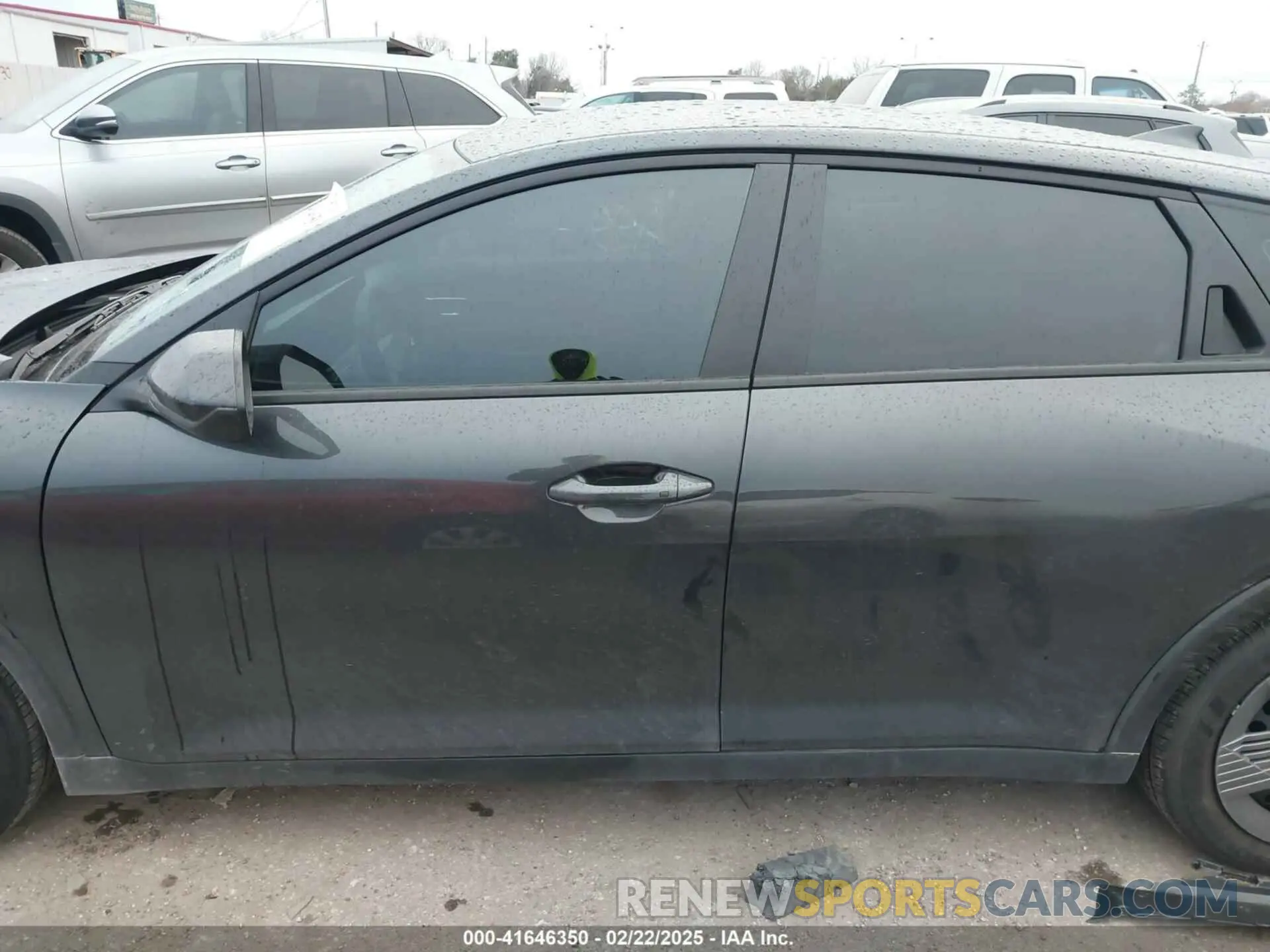 15 fotografías del automóvil dañado 3KPFT4DE2SE003488 KIA K4 2025