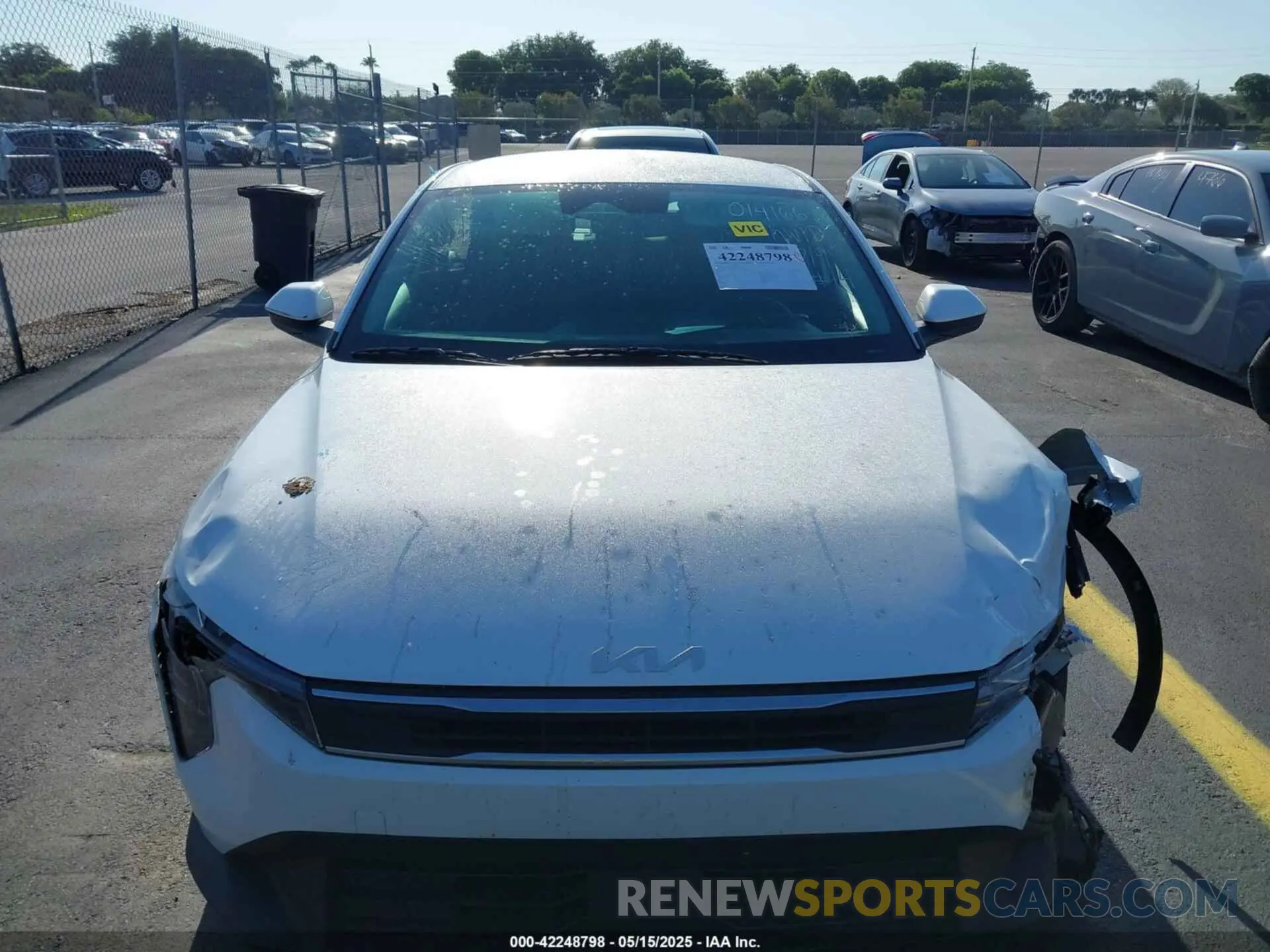 12 fotografías del automóvil dañado 3KPFT4DE2SE014166 KIA K4 2025
