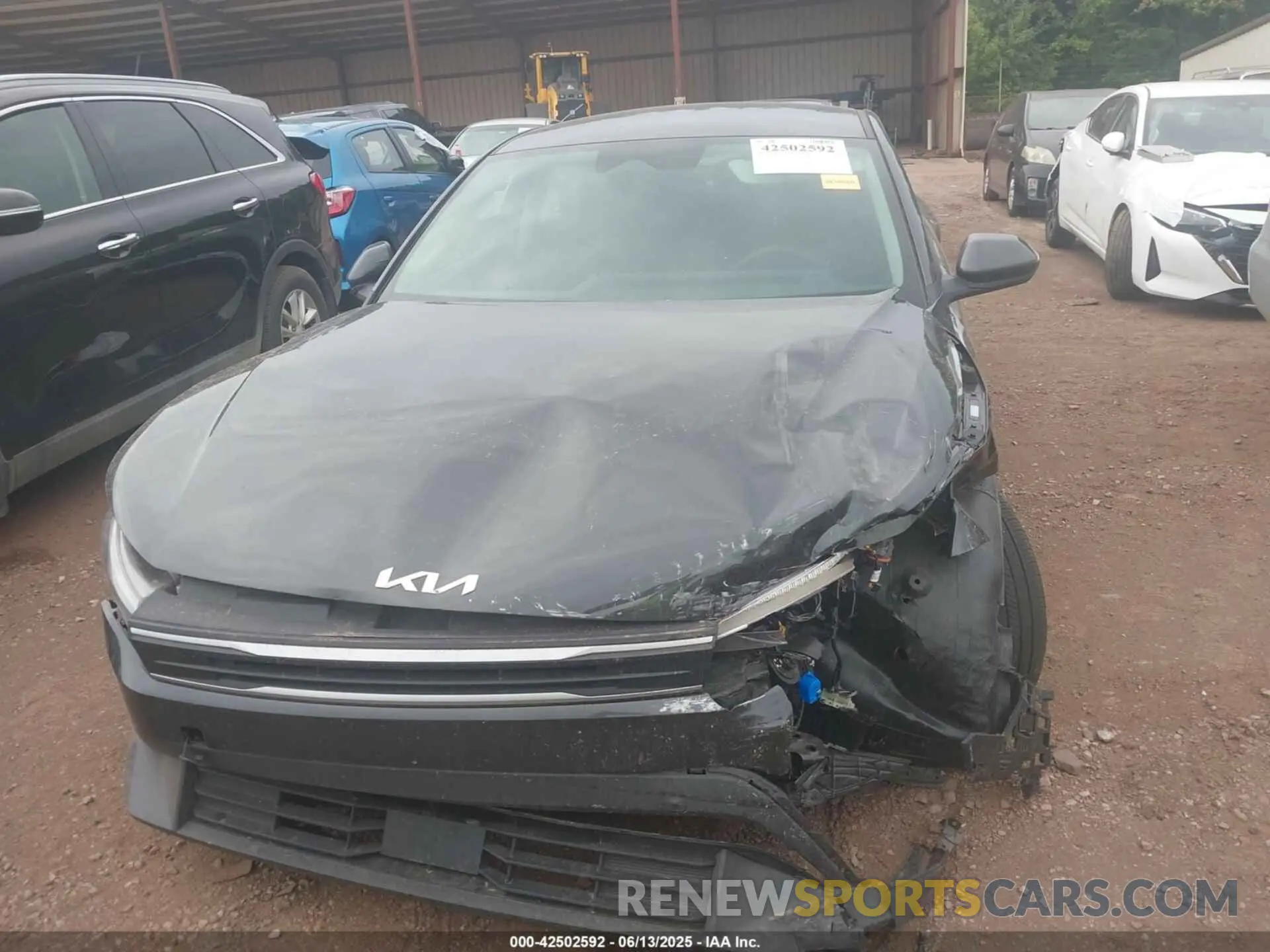 6 fotografías del automóvil dañado 3KPFT4DE3SE015228 KIA K4 2025