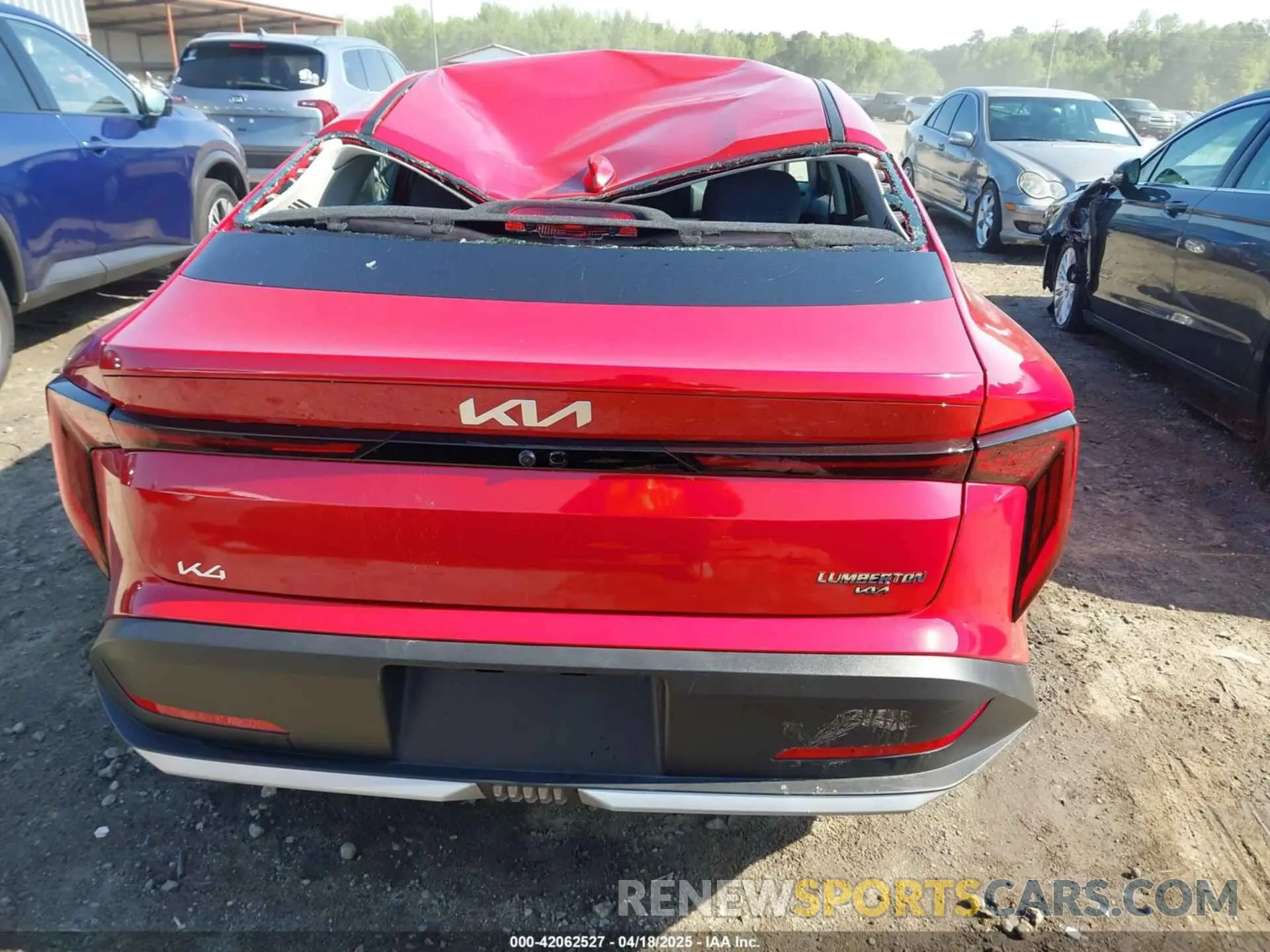 16 fotografías del automóvil dañado 3KPFT4DE4SE003167 KIA K4 2025