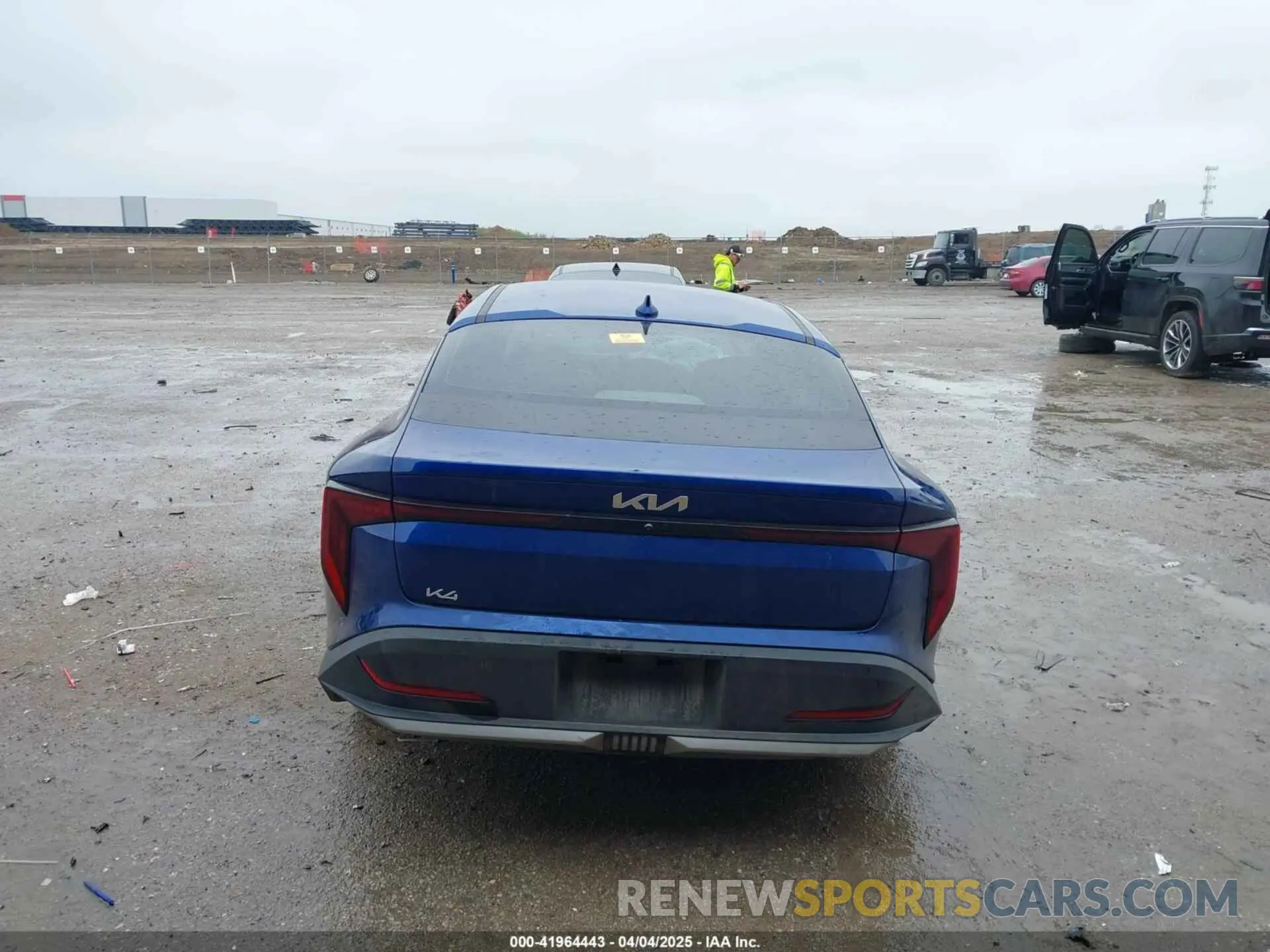 16 fotografías del automóvil dañado 3KPFT4DE4SE014816 KIA K4 2025