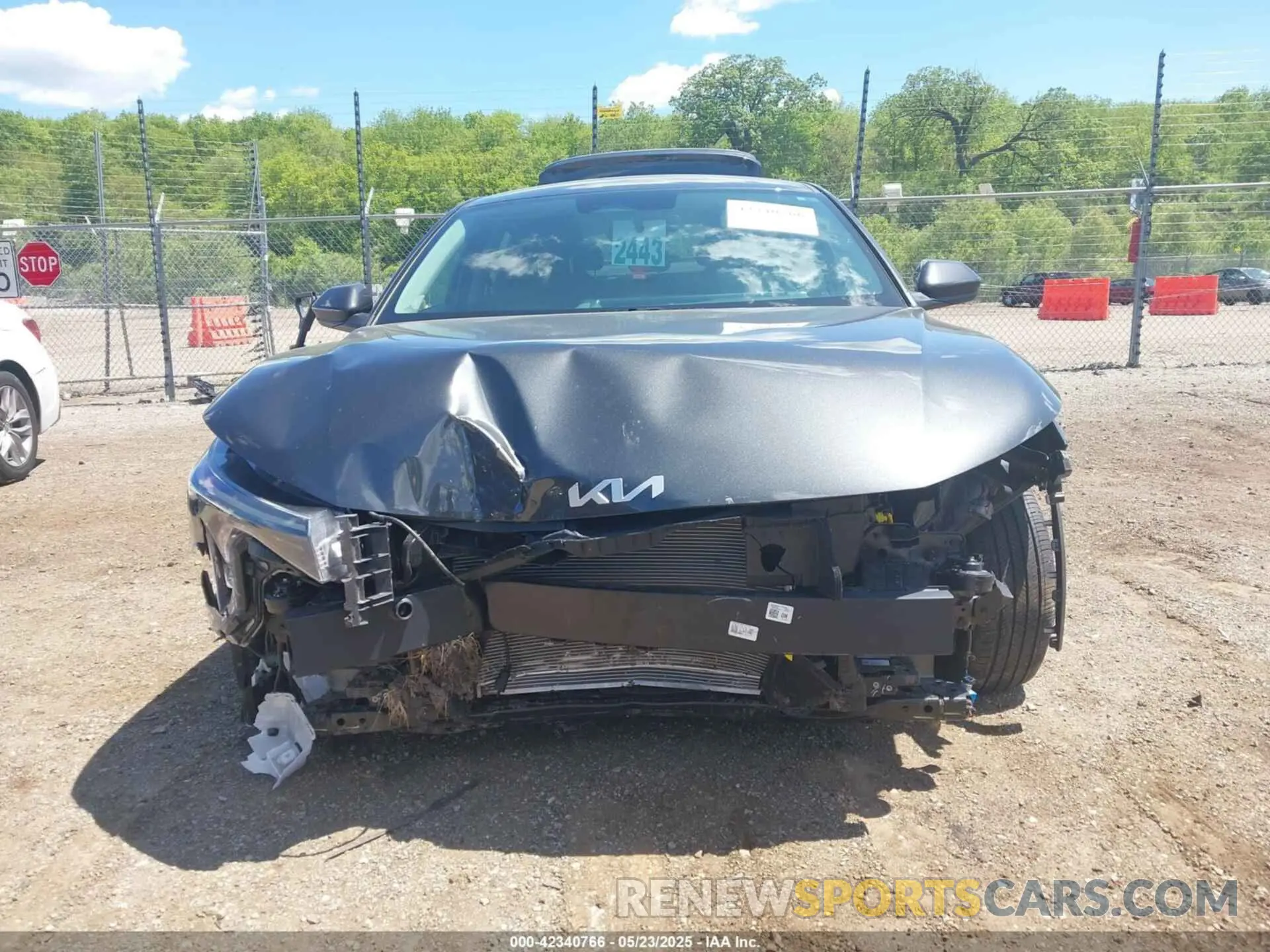 12 fotografías del automóvil dañado 3KPFT4DE4SE108422 KIA K4 2025