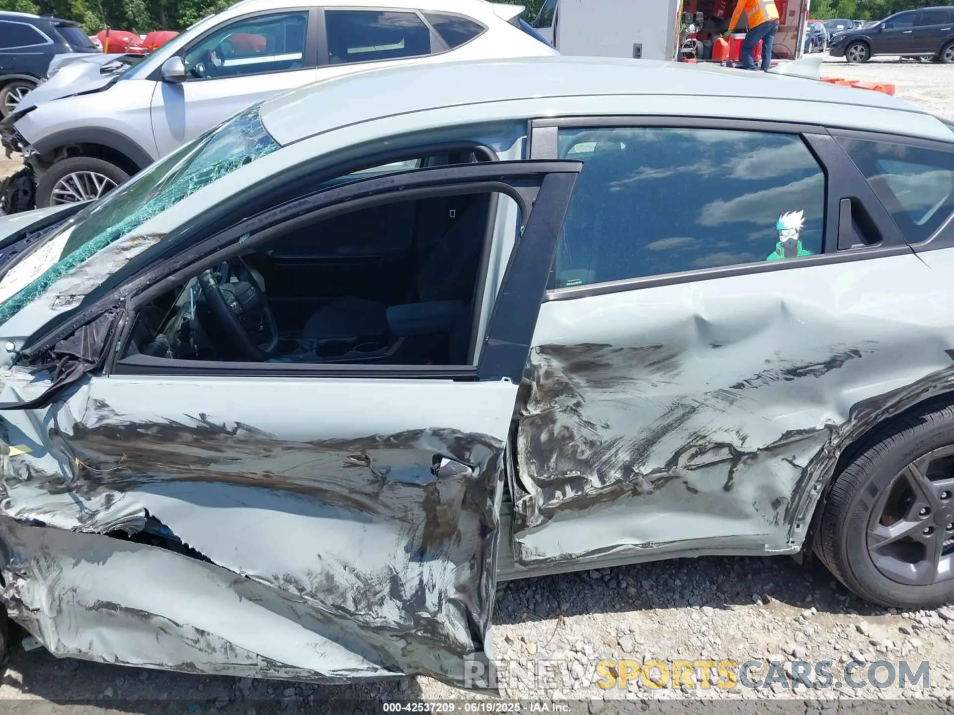 18 fotografías del automóvil dañado 3KPFT4DE5SE047453 KIA K4 2025