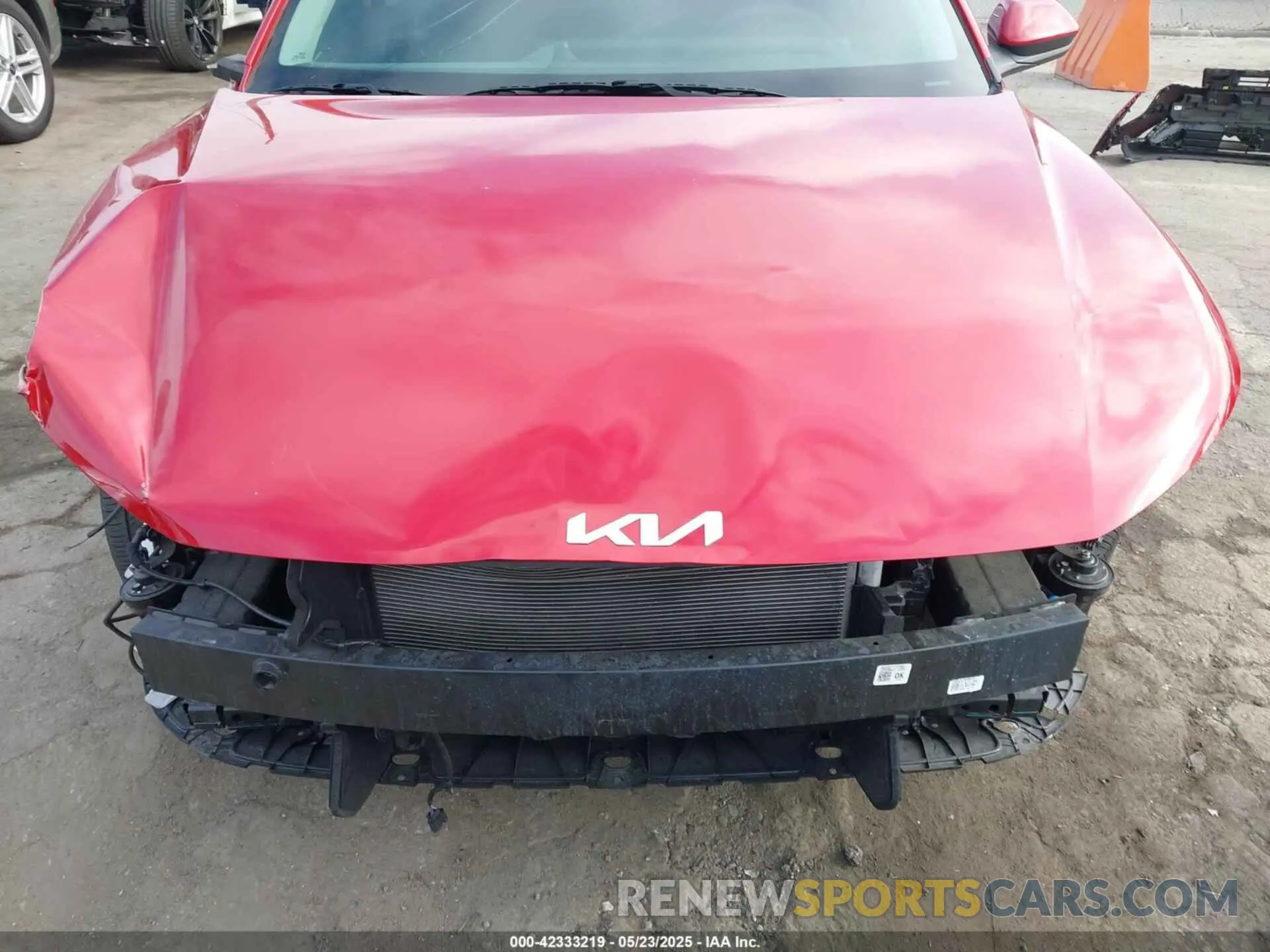 18 fotografías del automóvil dañado 3KPFT4DE8SE022546 KIA K4 2025