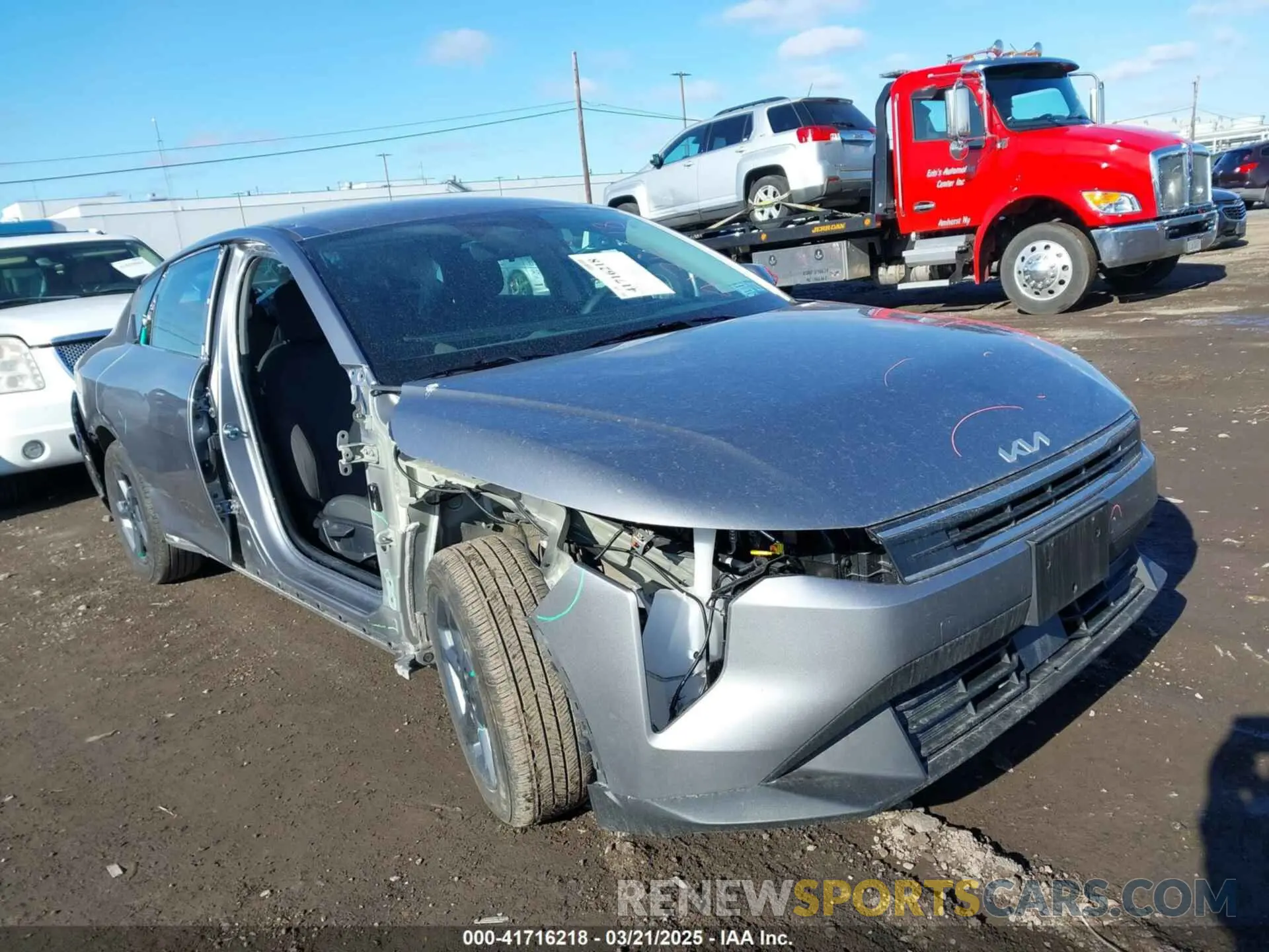 1 fotografías del automóvil dañado 3KPFT4DE8SE025012 KIA K4 2025