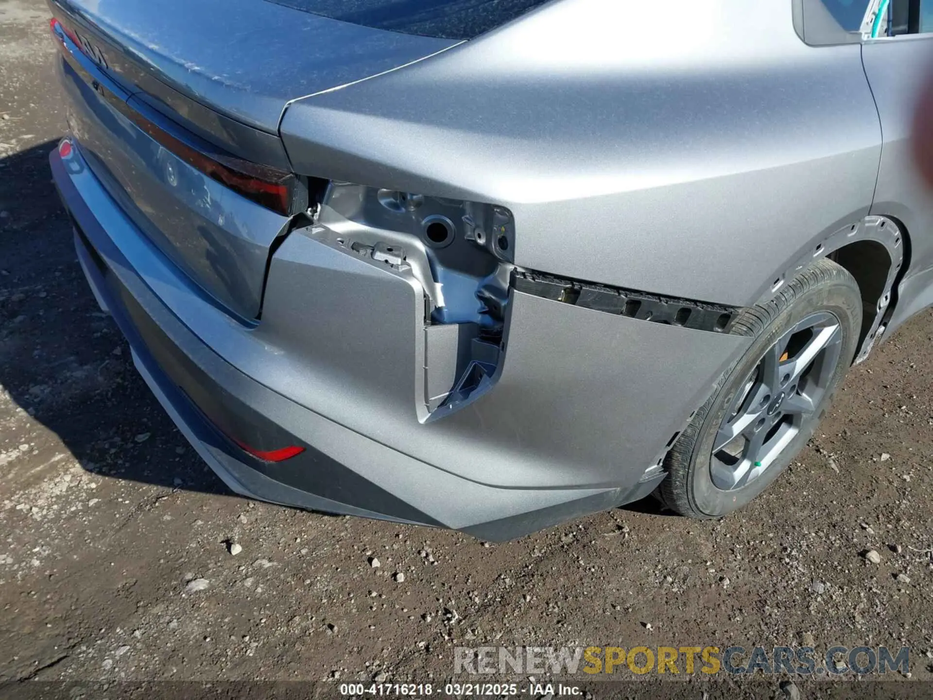 20 fotografías del automóvil dañado 3KPFT4DE8SE025012 KIA K4 2025