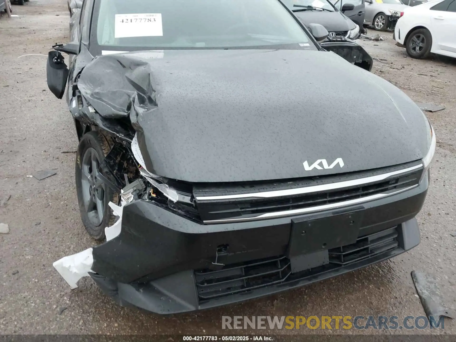 1 fotografías del automóvil dañado 3KPFT4DE9SE084876 KIA K4 2025