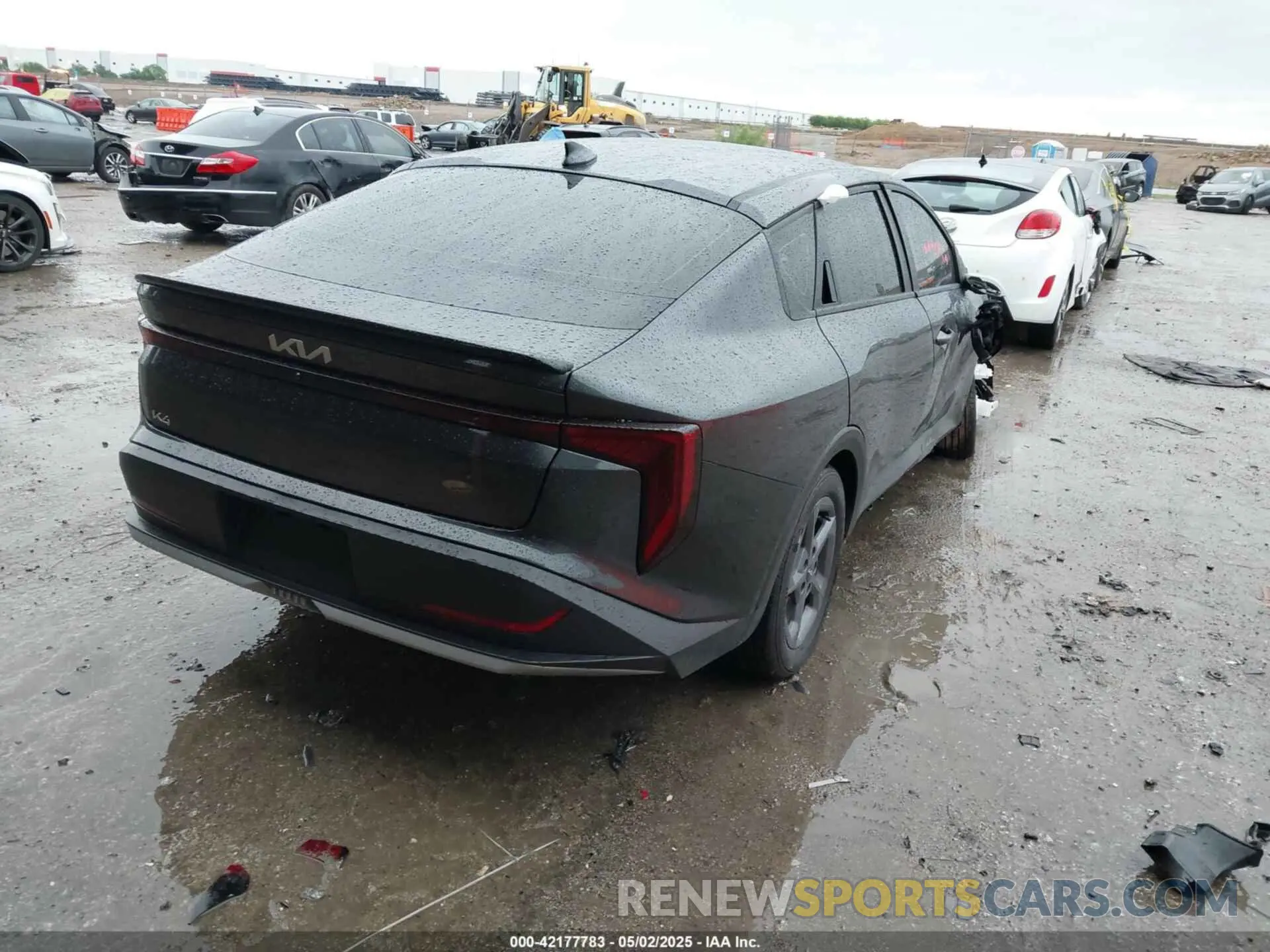 4 fotografías del automóvil dañado 3KPFT4DE9SE084876 KIA K4 2025