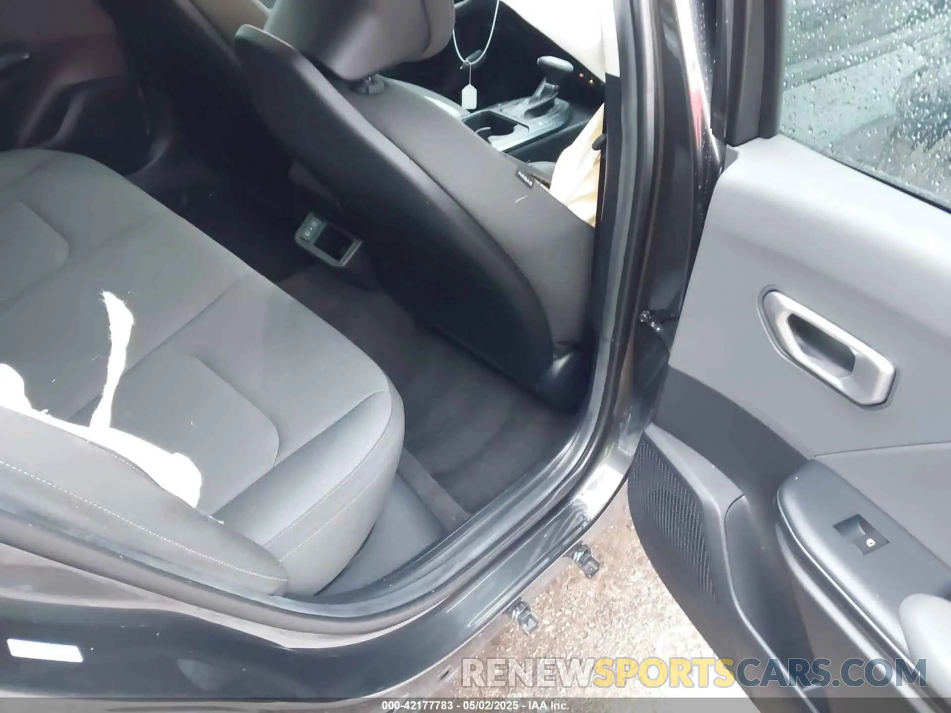 8 fotografías del automóvil dañado 3KPFT4DE9SE084876 KIA K4 2025