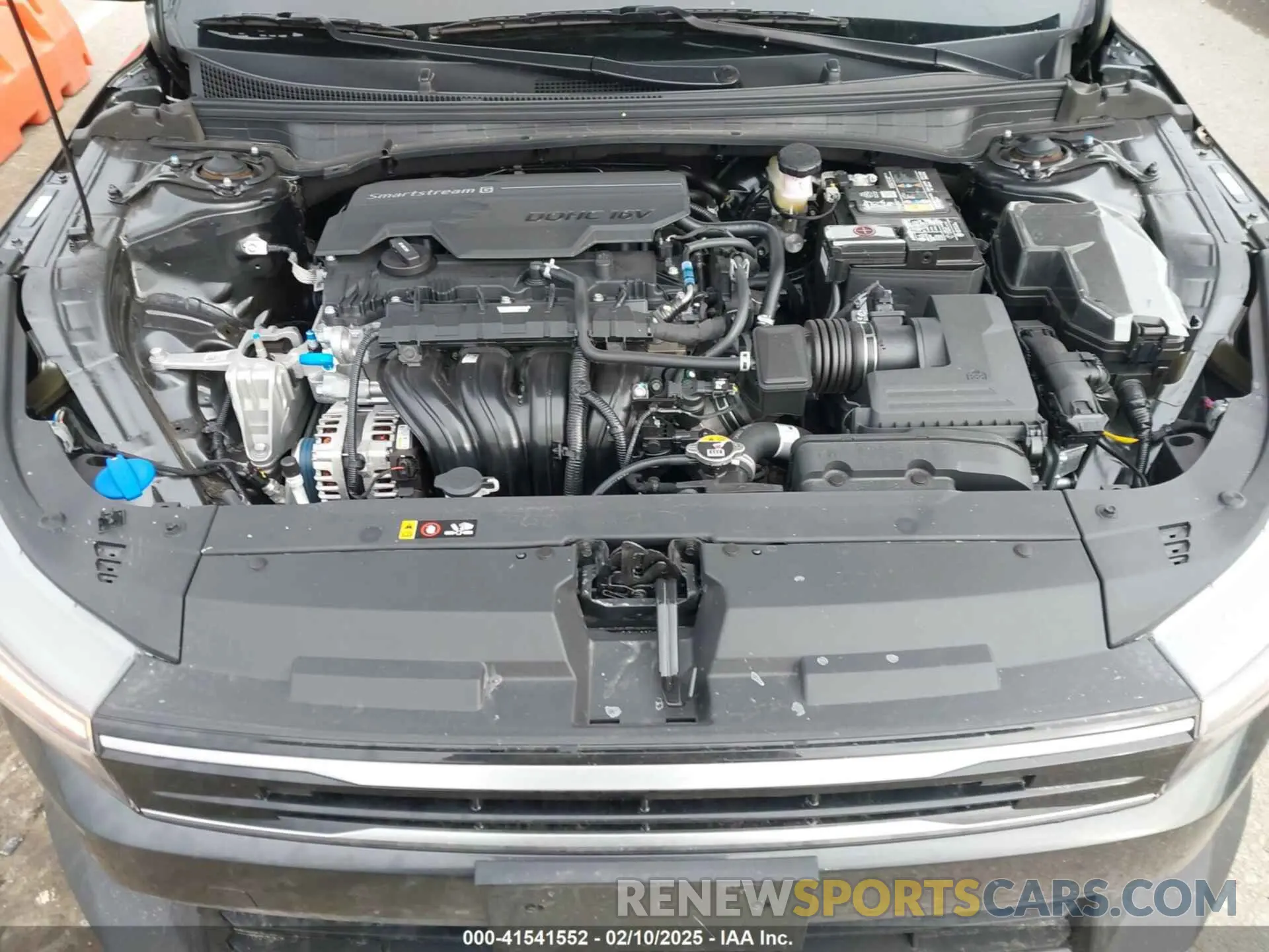 10 fotografías del automóvil dañado 3KPFU4DE1SE026967 KIA K4 2025