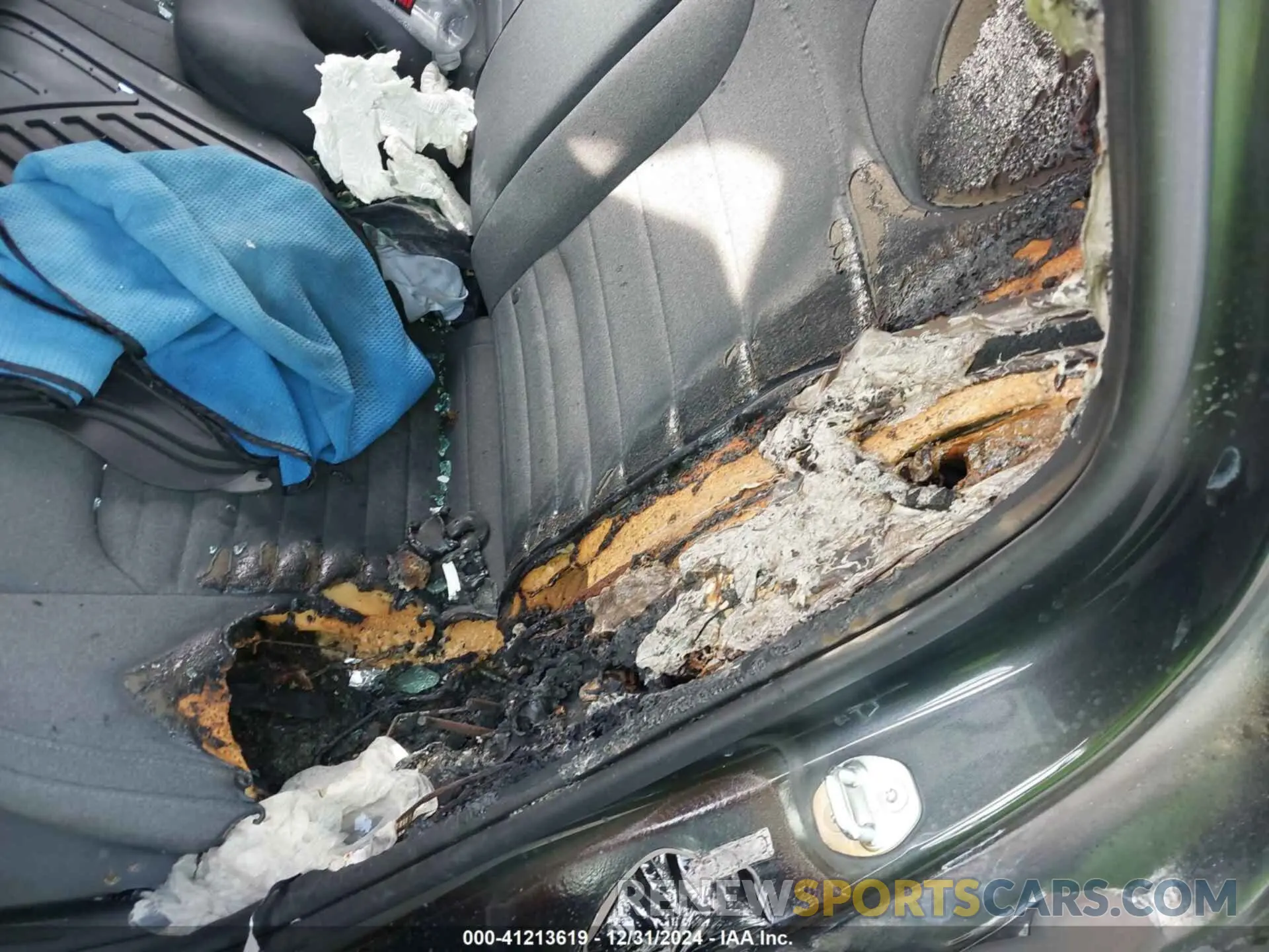 6 fotografías del automóvil dañado 3KPFU4DE3SE020295 KIA K4 2025