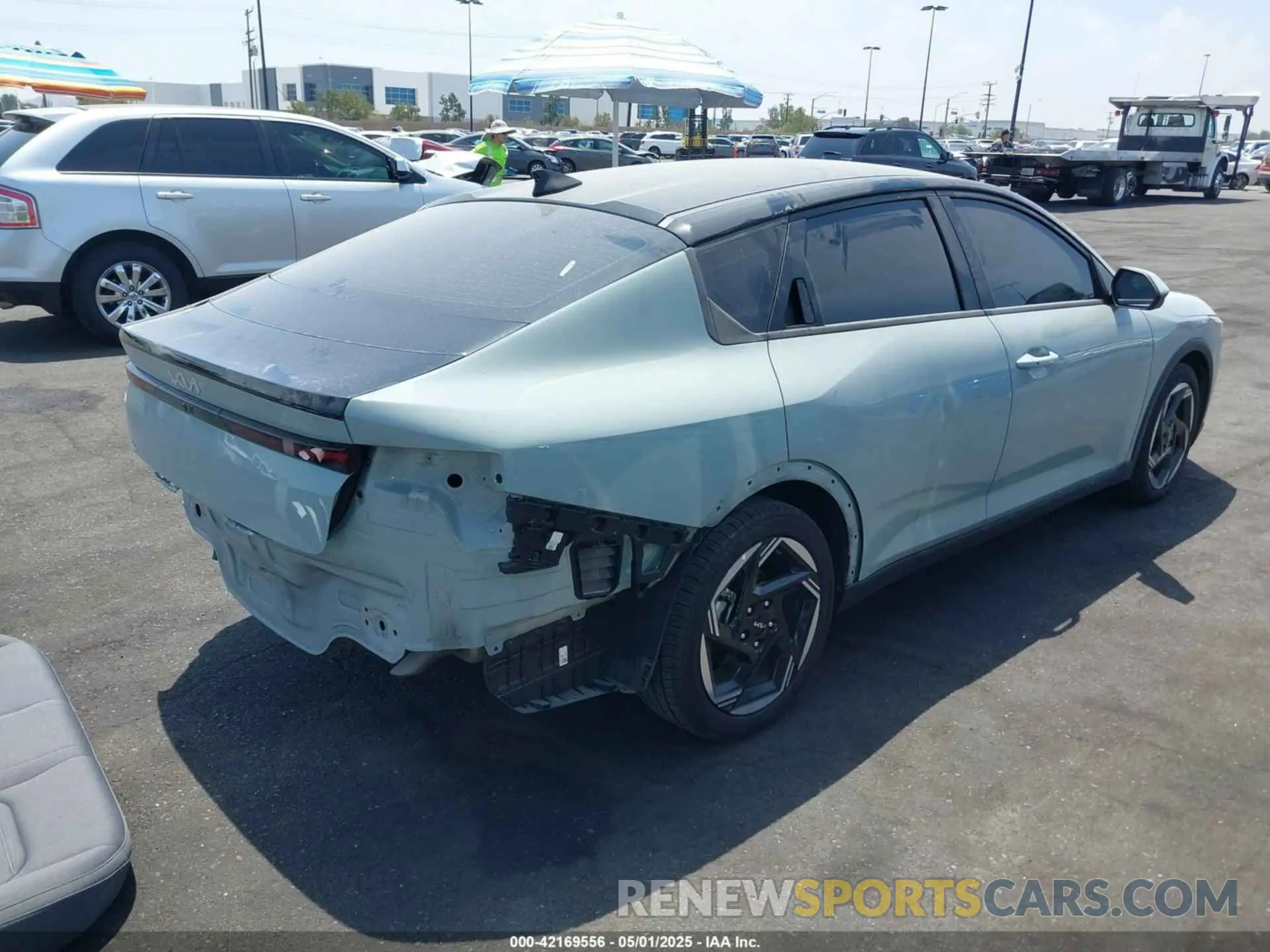 4 fotografías del automóvil dañado 3KPFU4DE5SE007970 KIA K4 2025